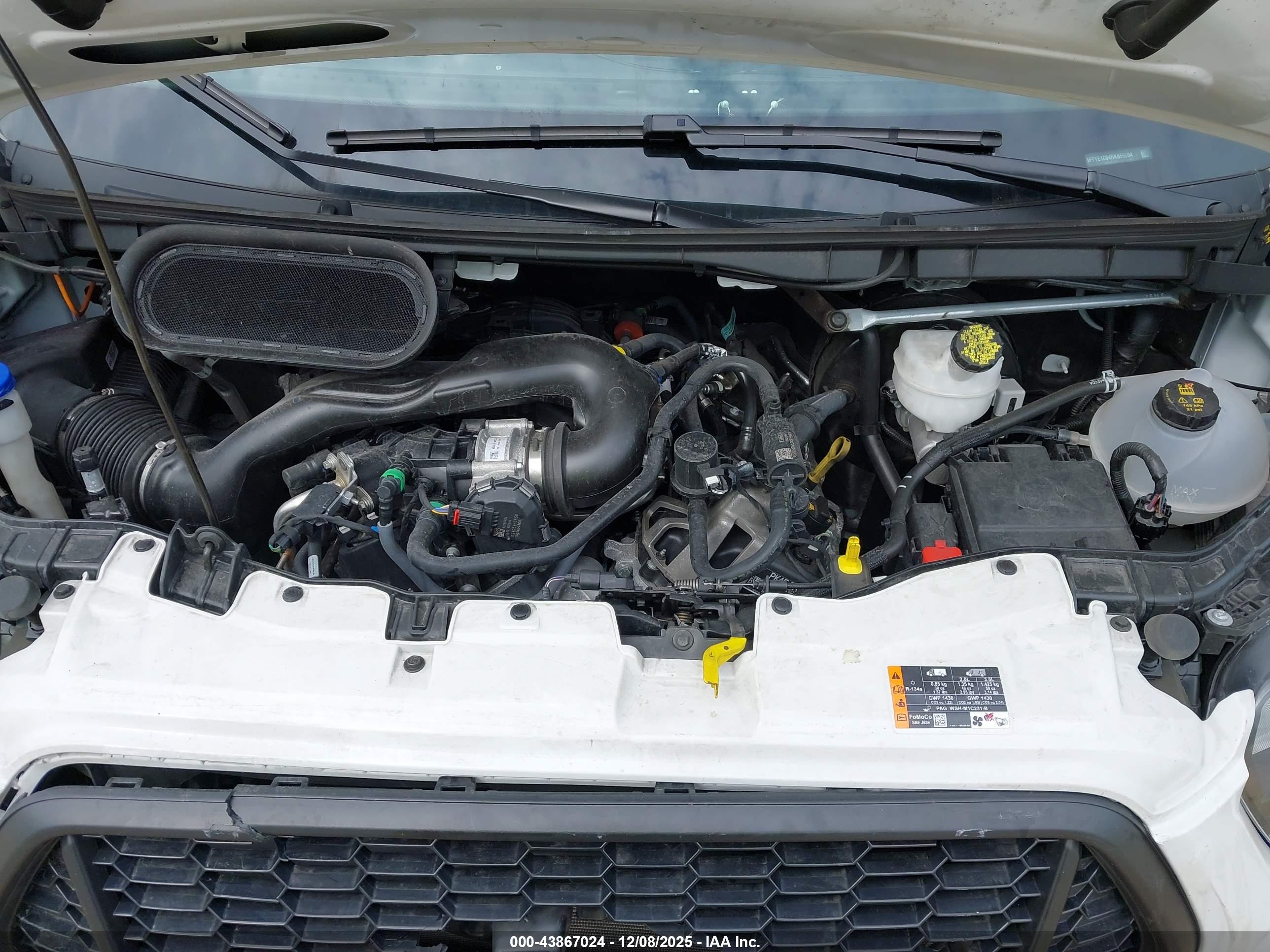 FORD TRANSIT-150 image 10