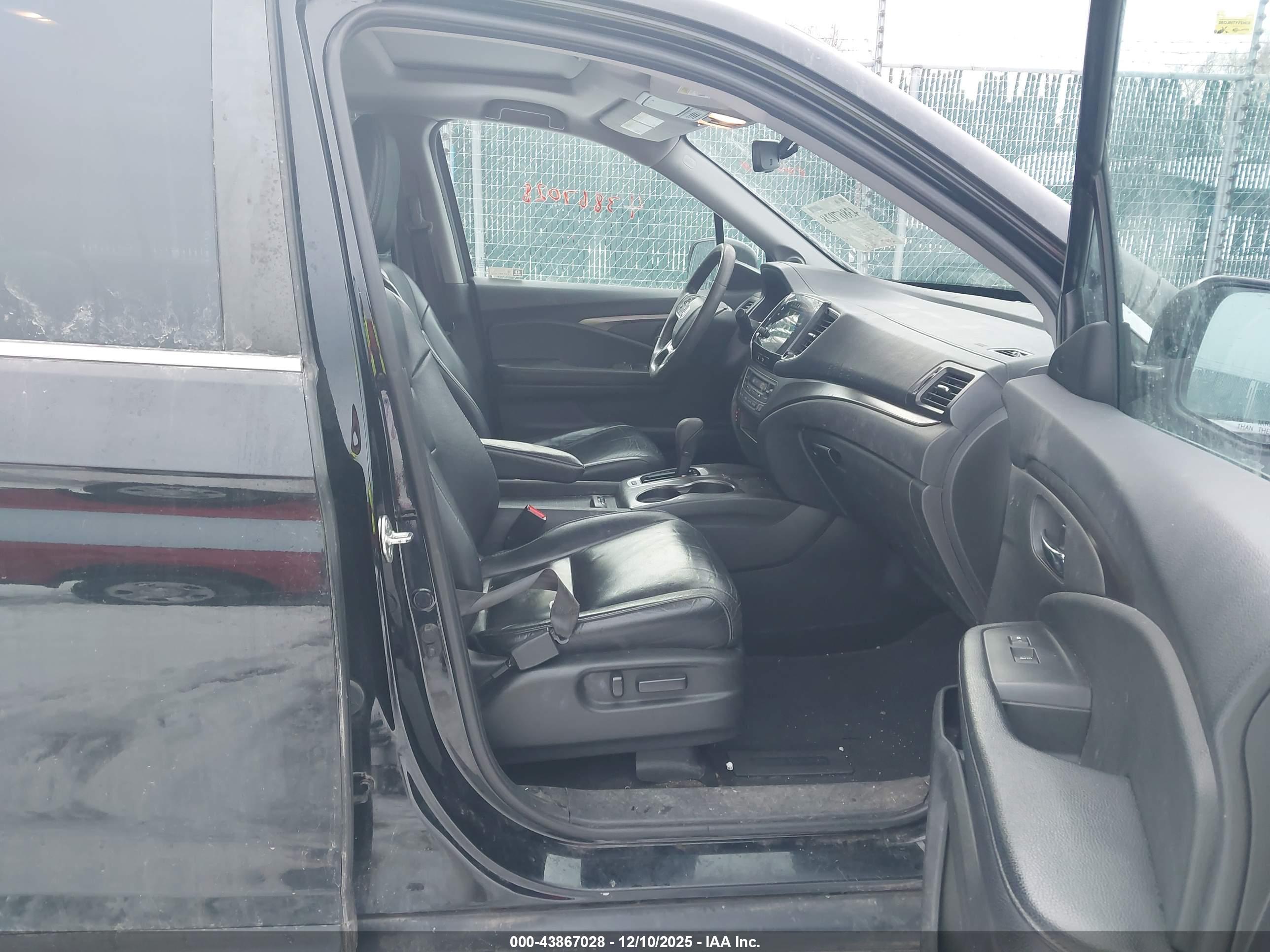 HONDA PILOT image 5