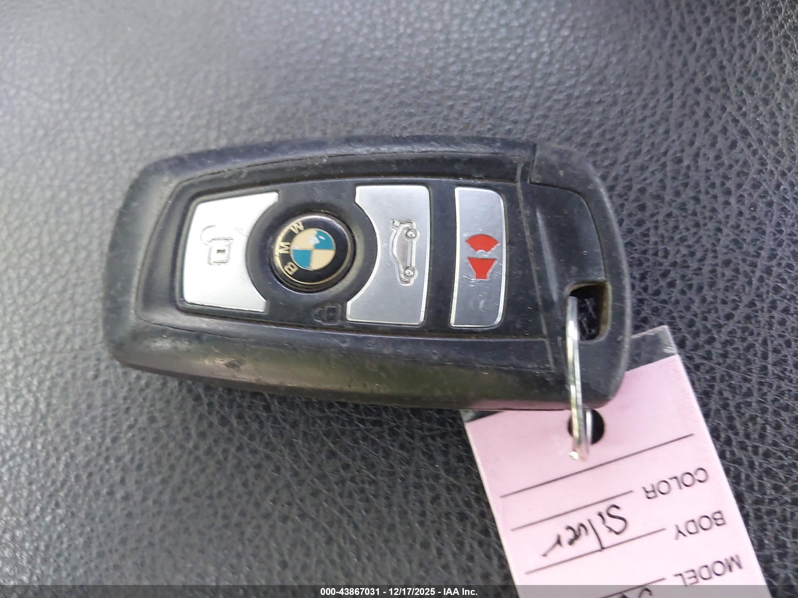 BMW 320I image 11