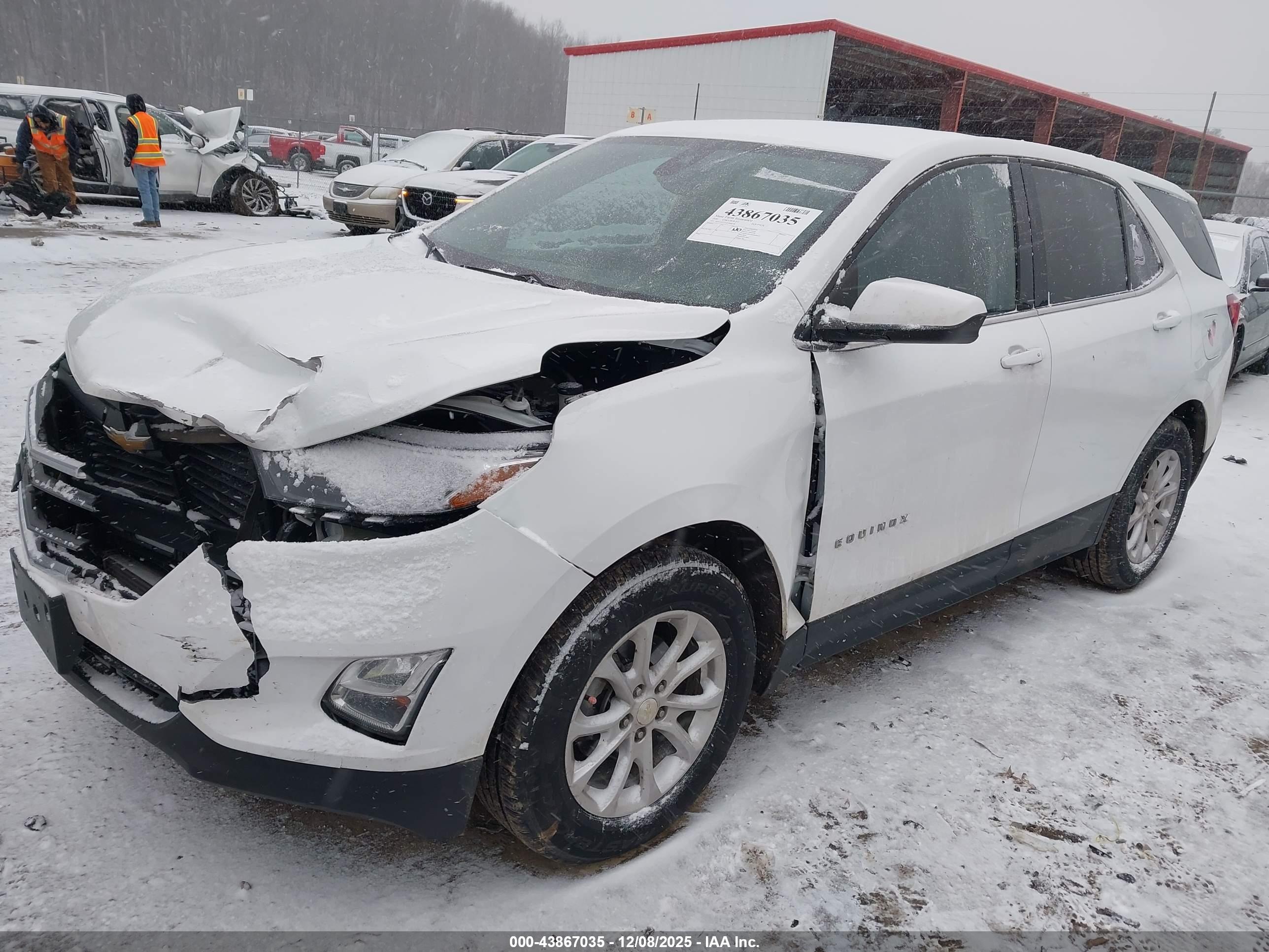 CHEVROLET EQUINOX image 2
