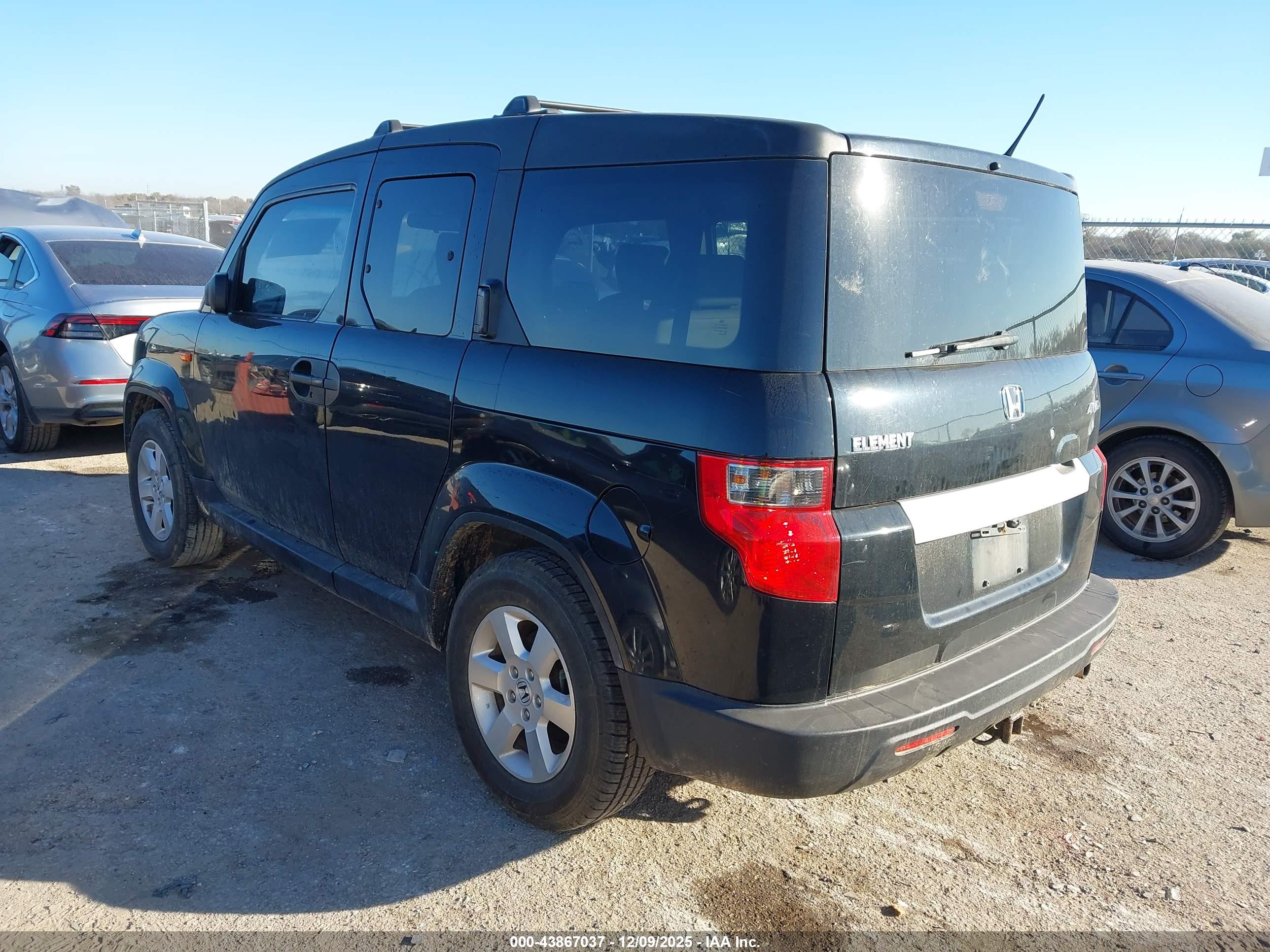 HONDA ELEMENT image 3