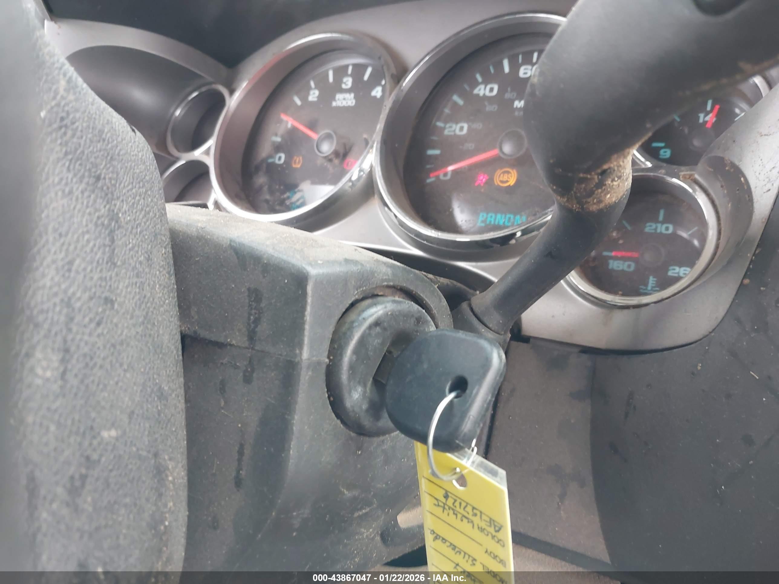 CHEVROLET SILVERADO image 11