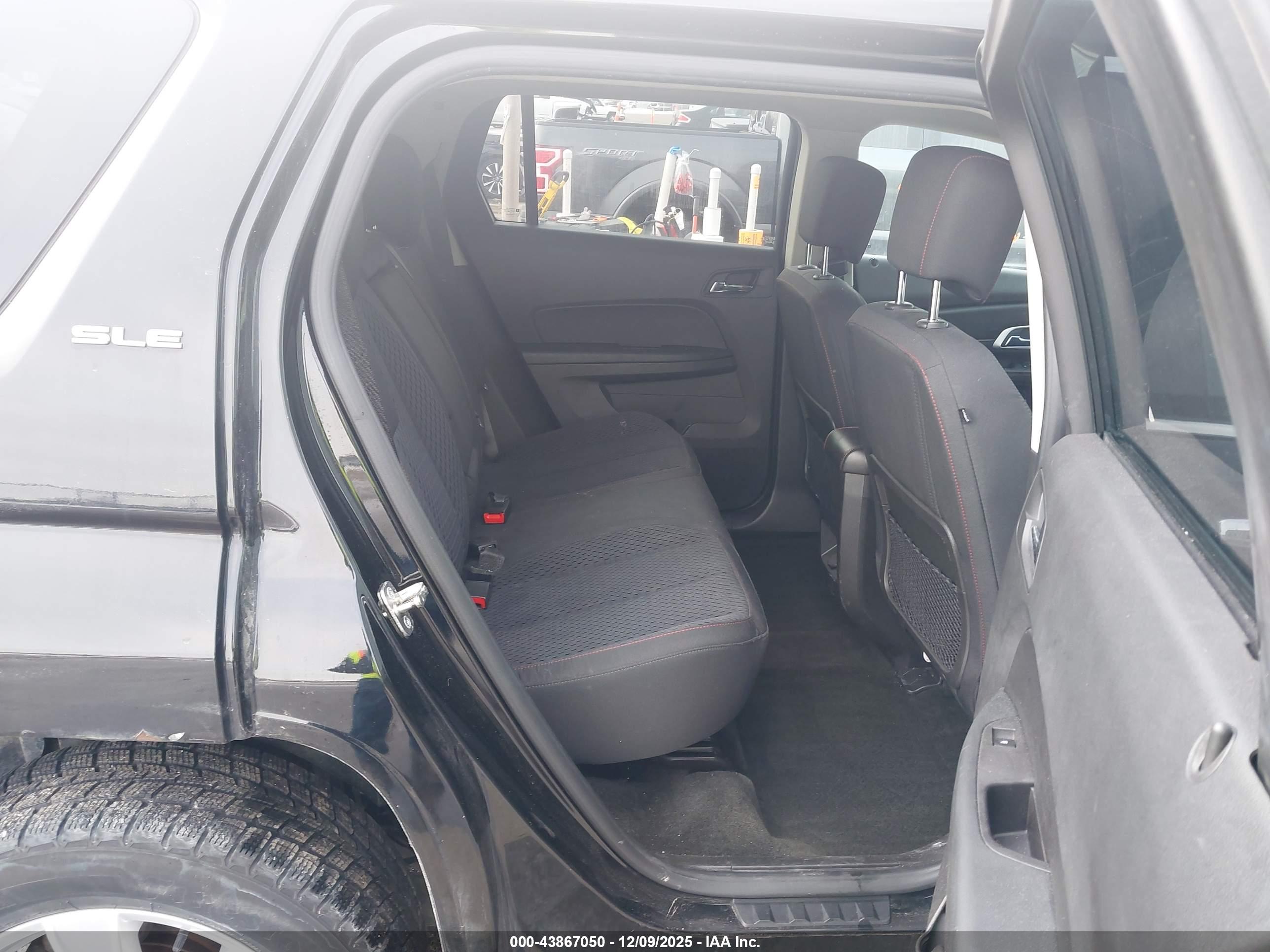 GMC TERRAIN image 8
