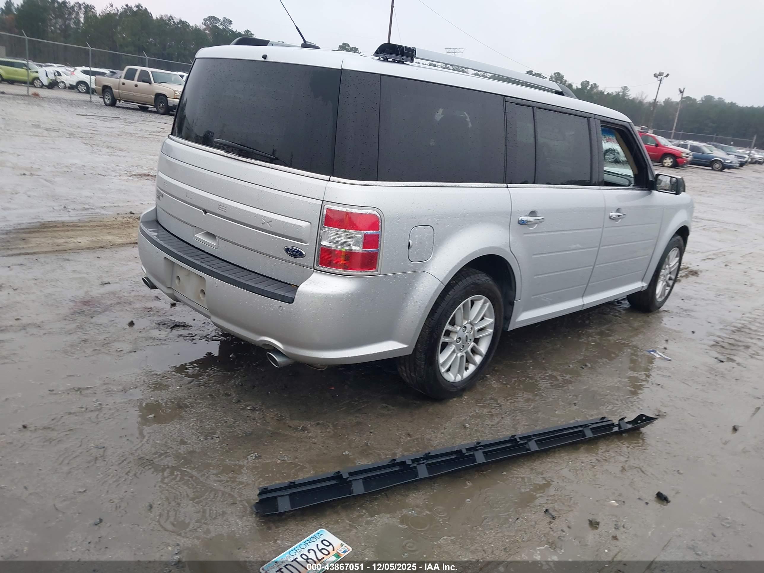 FORD FLEX image 4