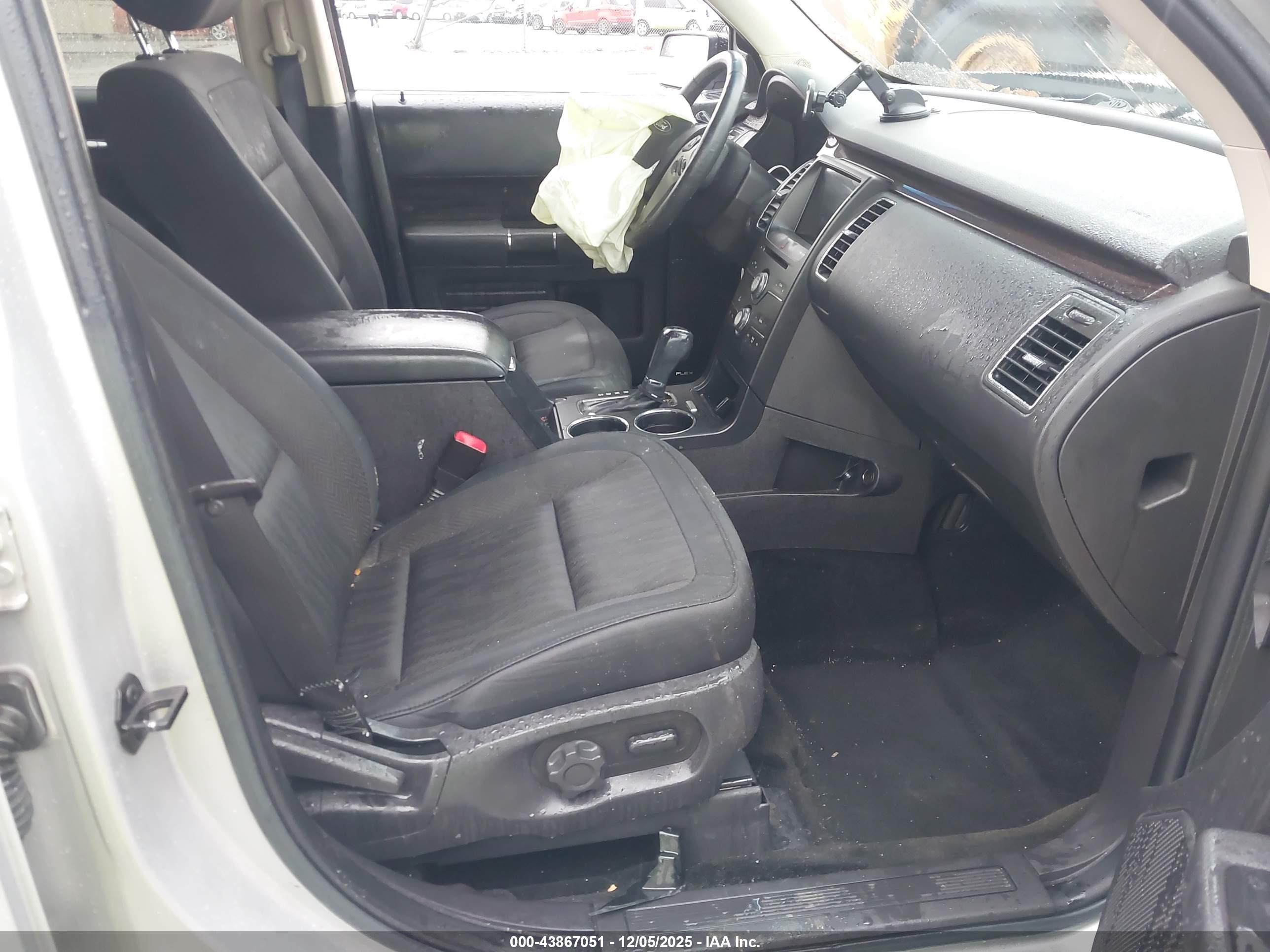 FORD FLEX image 5