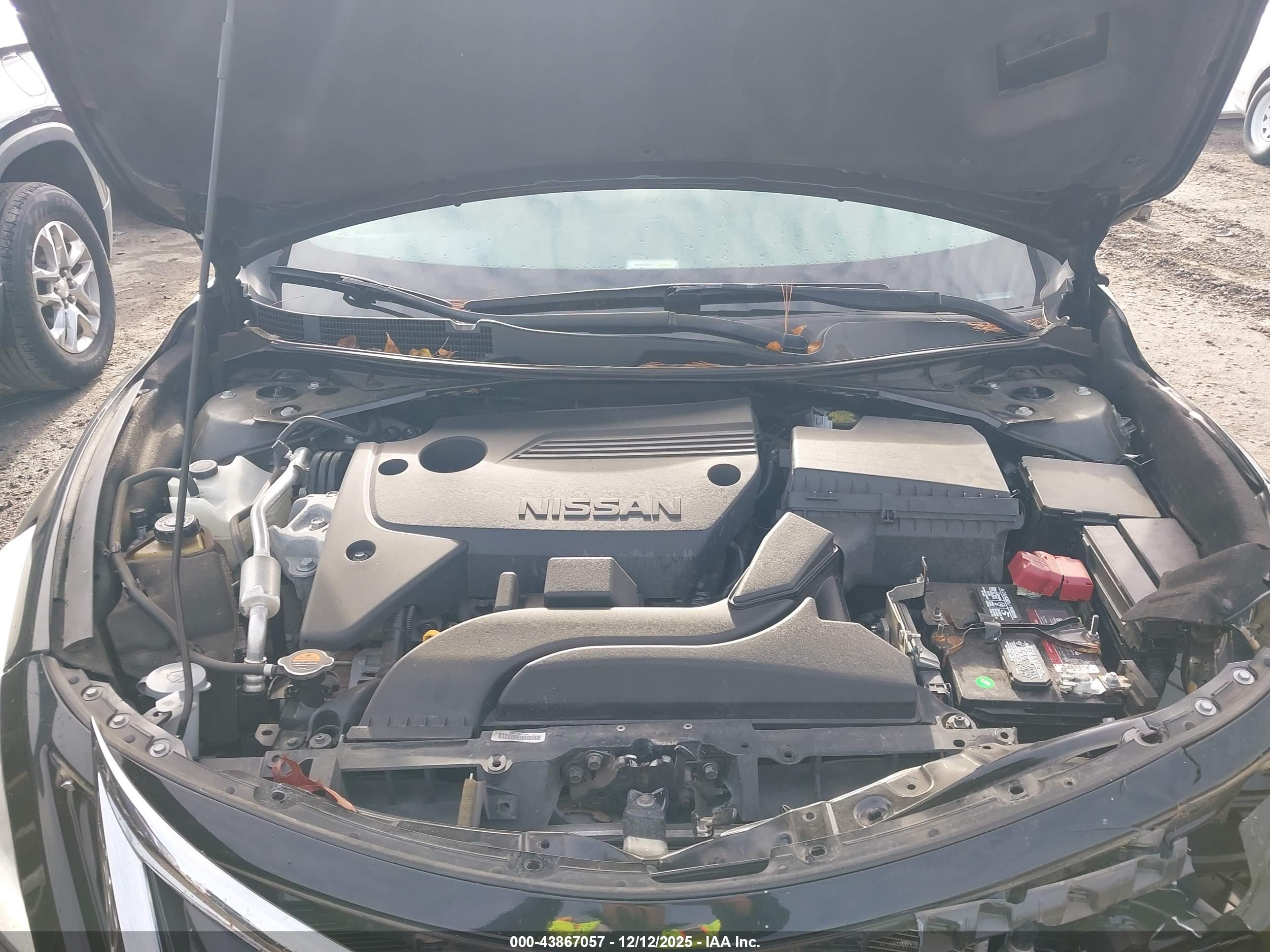 NISSAN ALTIMA image 10