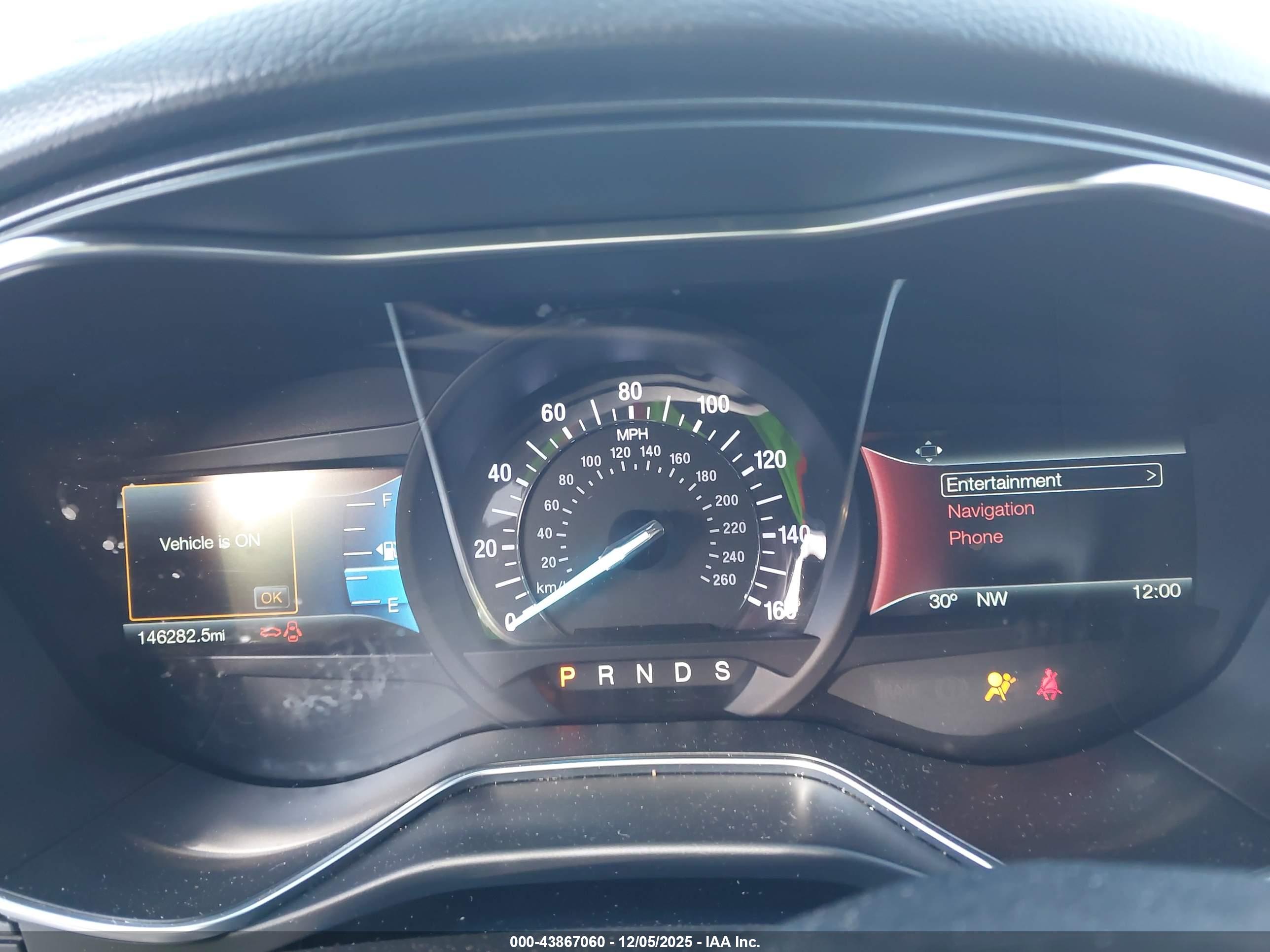 FORD FUSION image 7