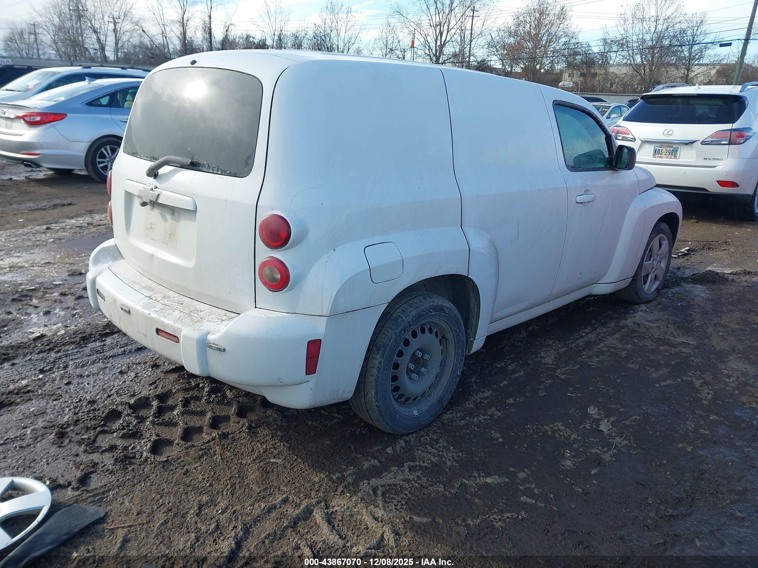 CHEVROLET HHR image 4
