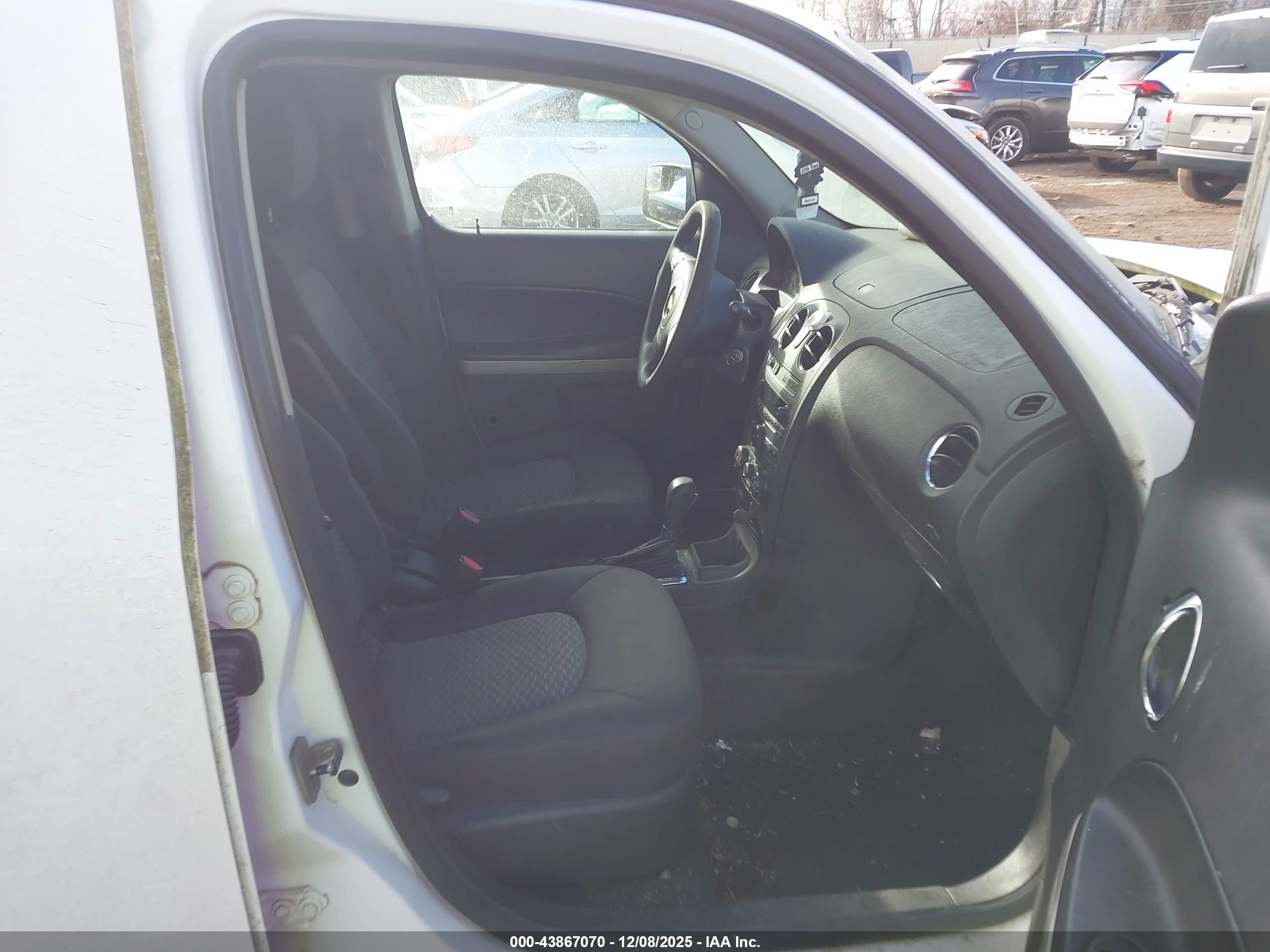 CHEVROLET HHR image 5