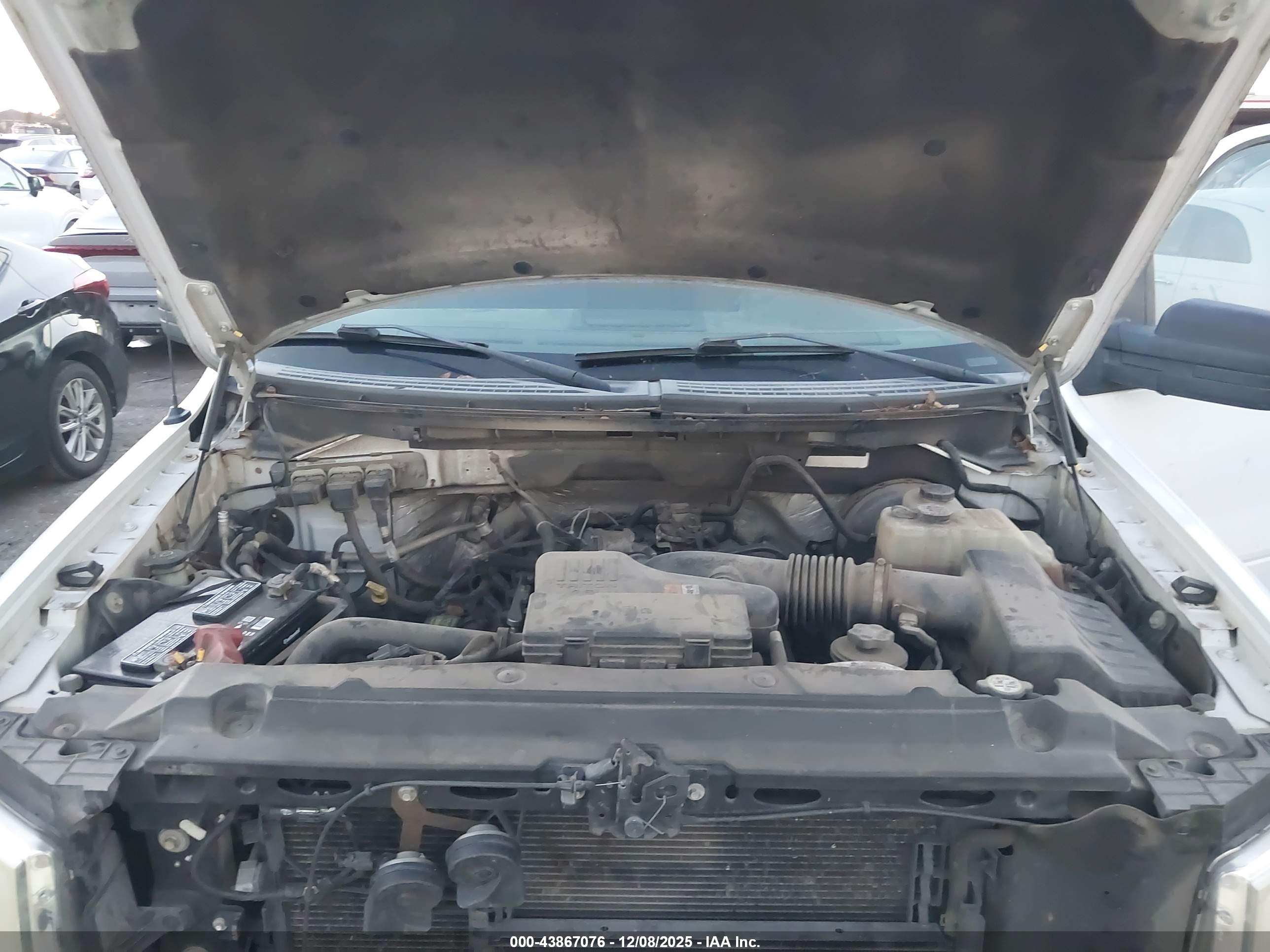 FORD F-150 image 10