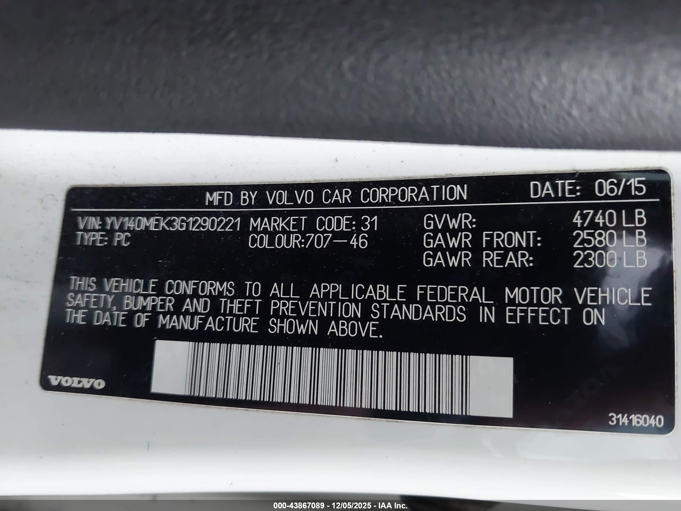 VOLVO V60 image 9