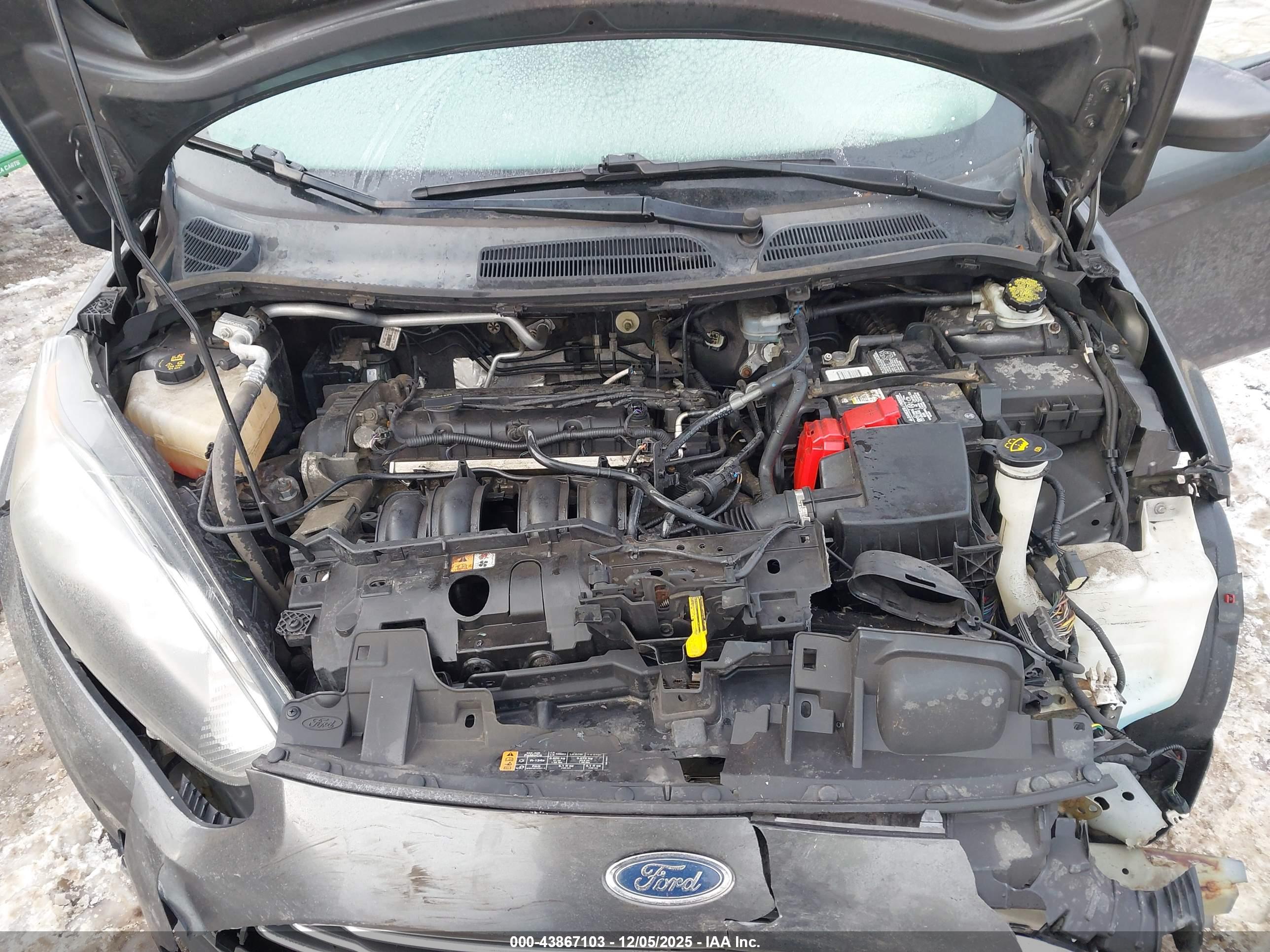 FORD FIESTA image 10