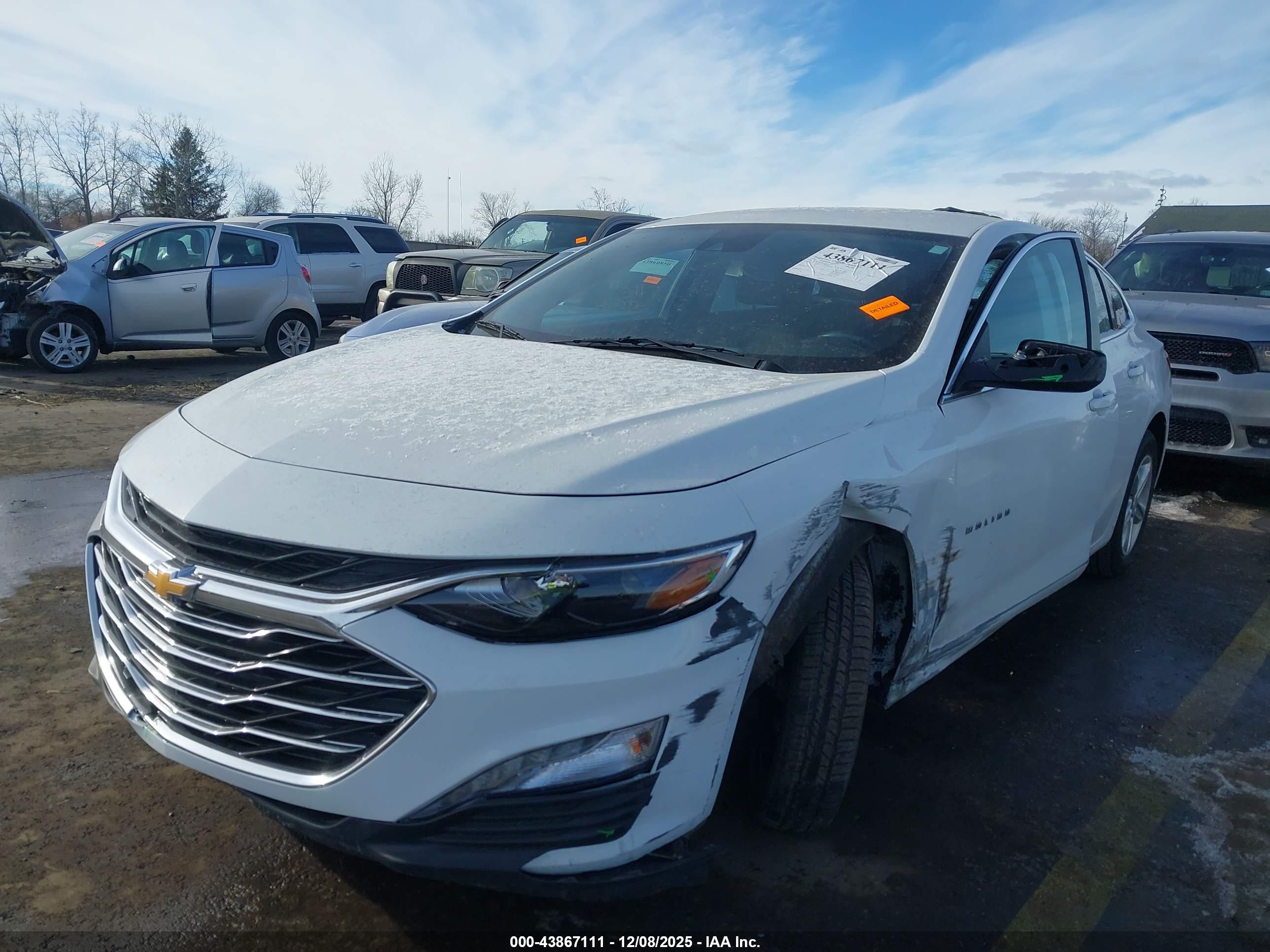 CHEVROLET MALIBU image 2