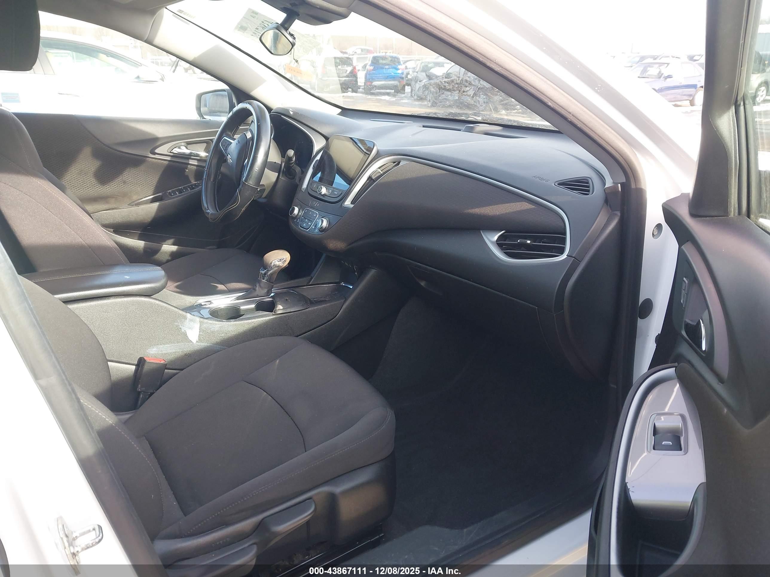 CHEVROLET MALIBU image 5