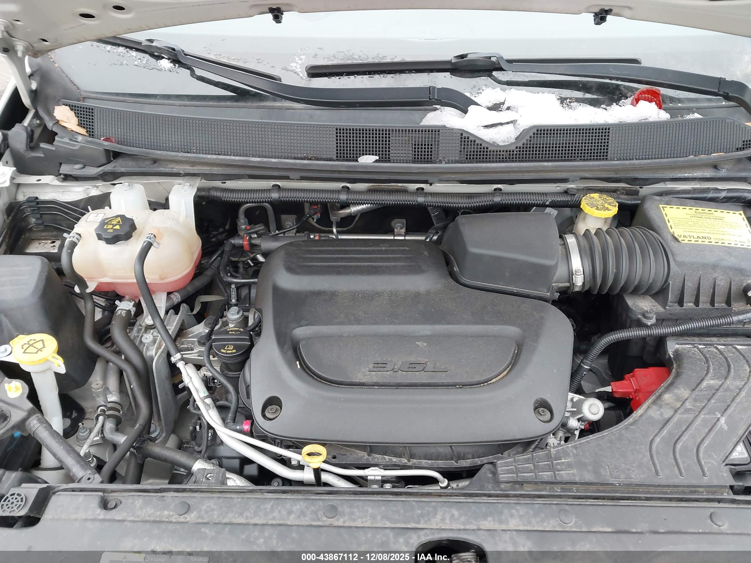 CHRYSLER PACIFICA image 10