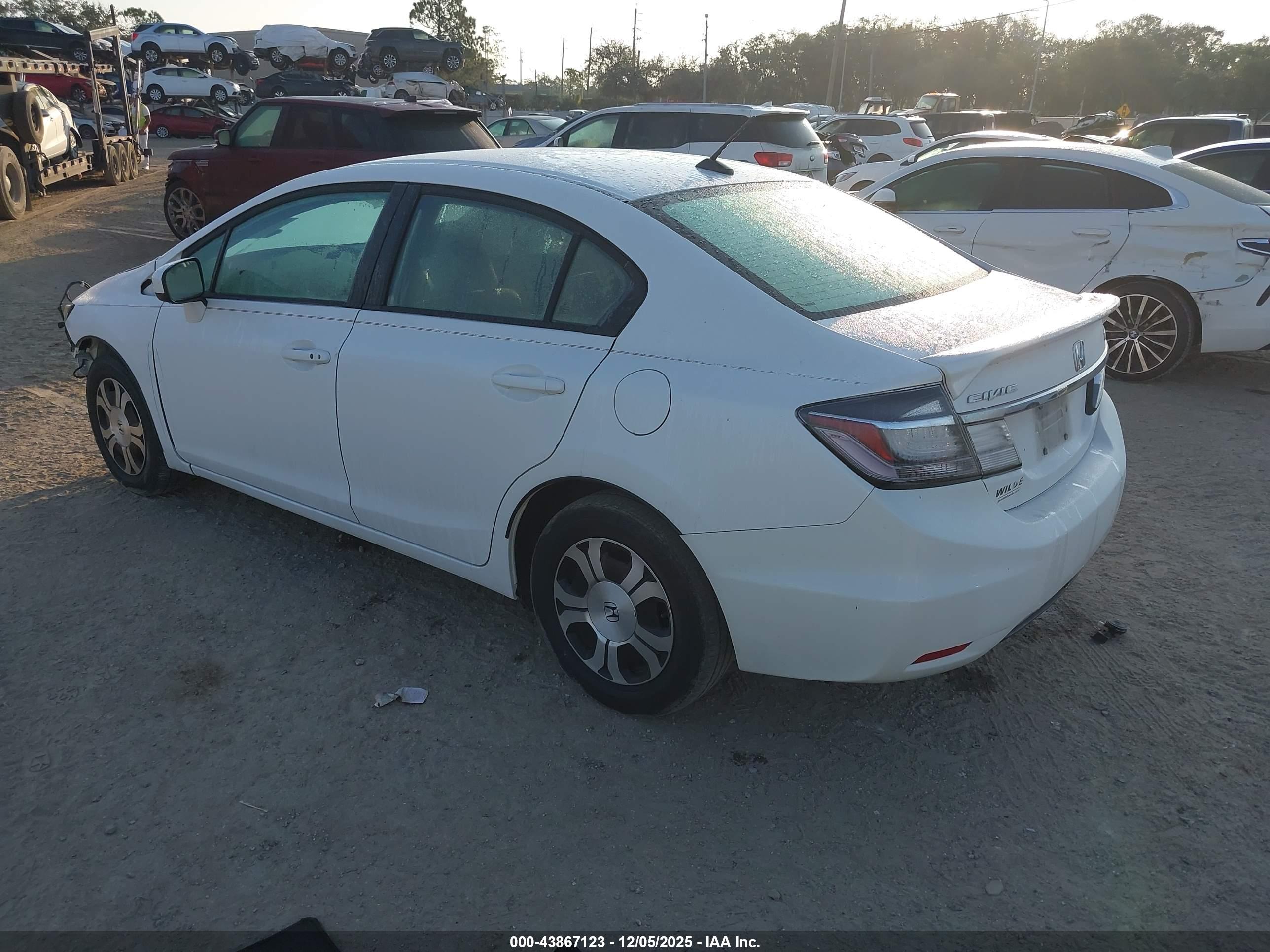 HONDA CIVIC image 3