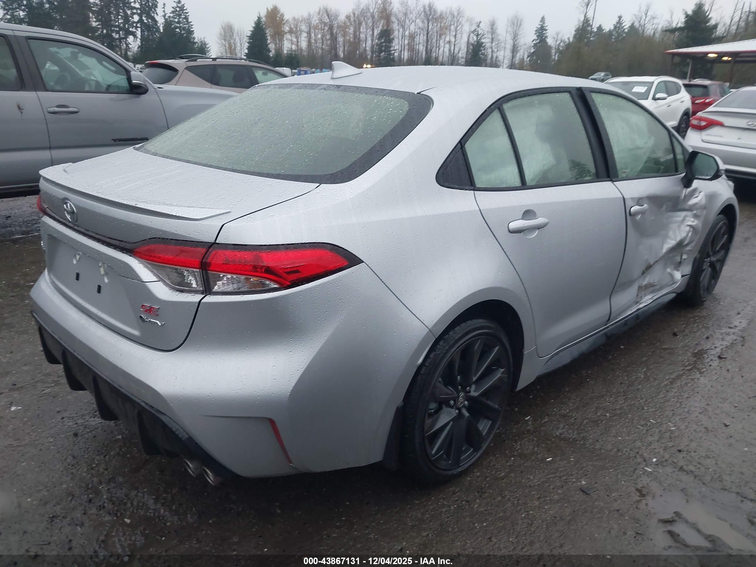 TOYOTA COROLLA image 4