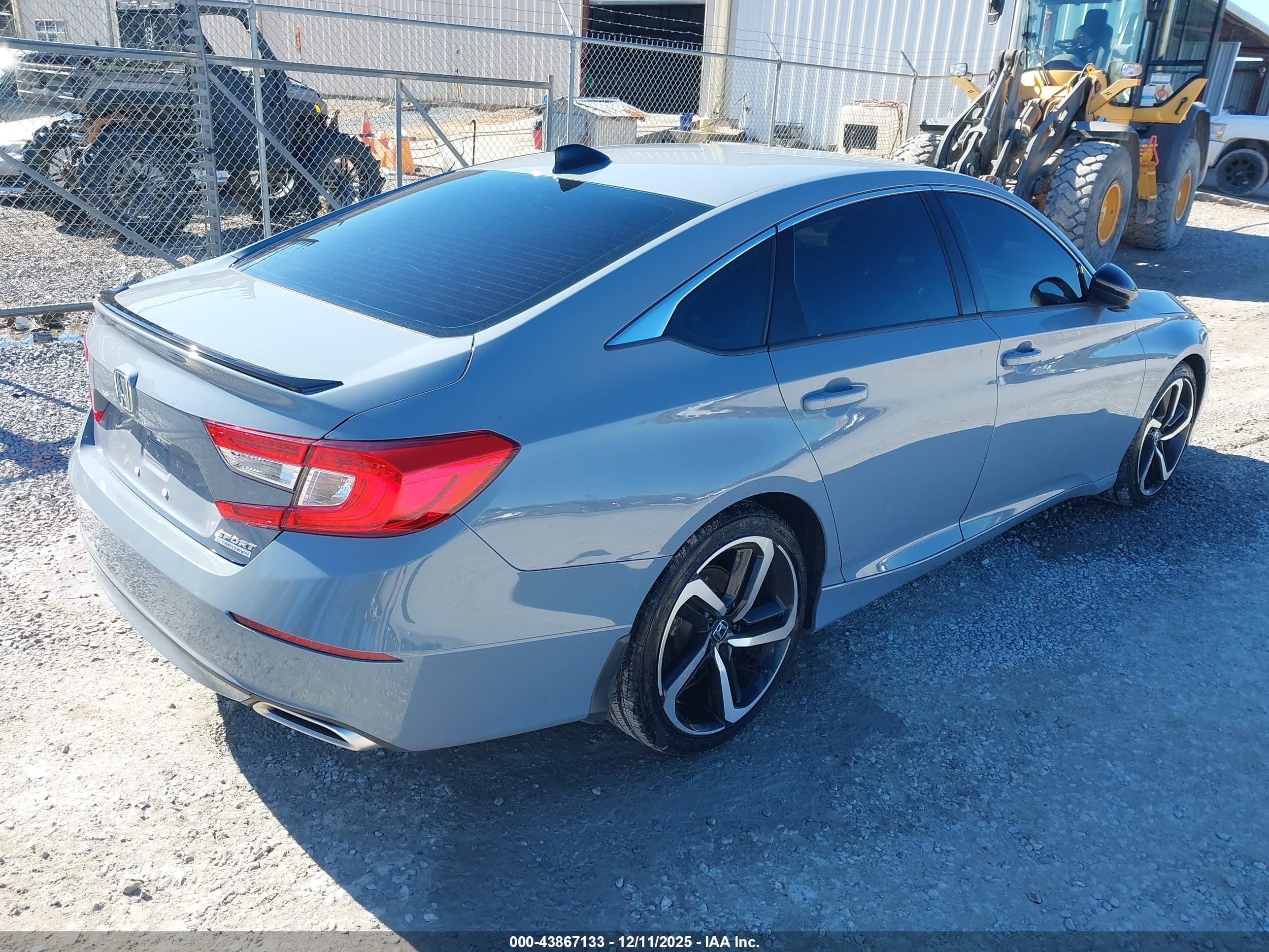 HONDA ACCORD image 4