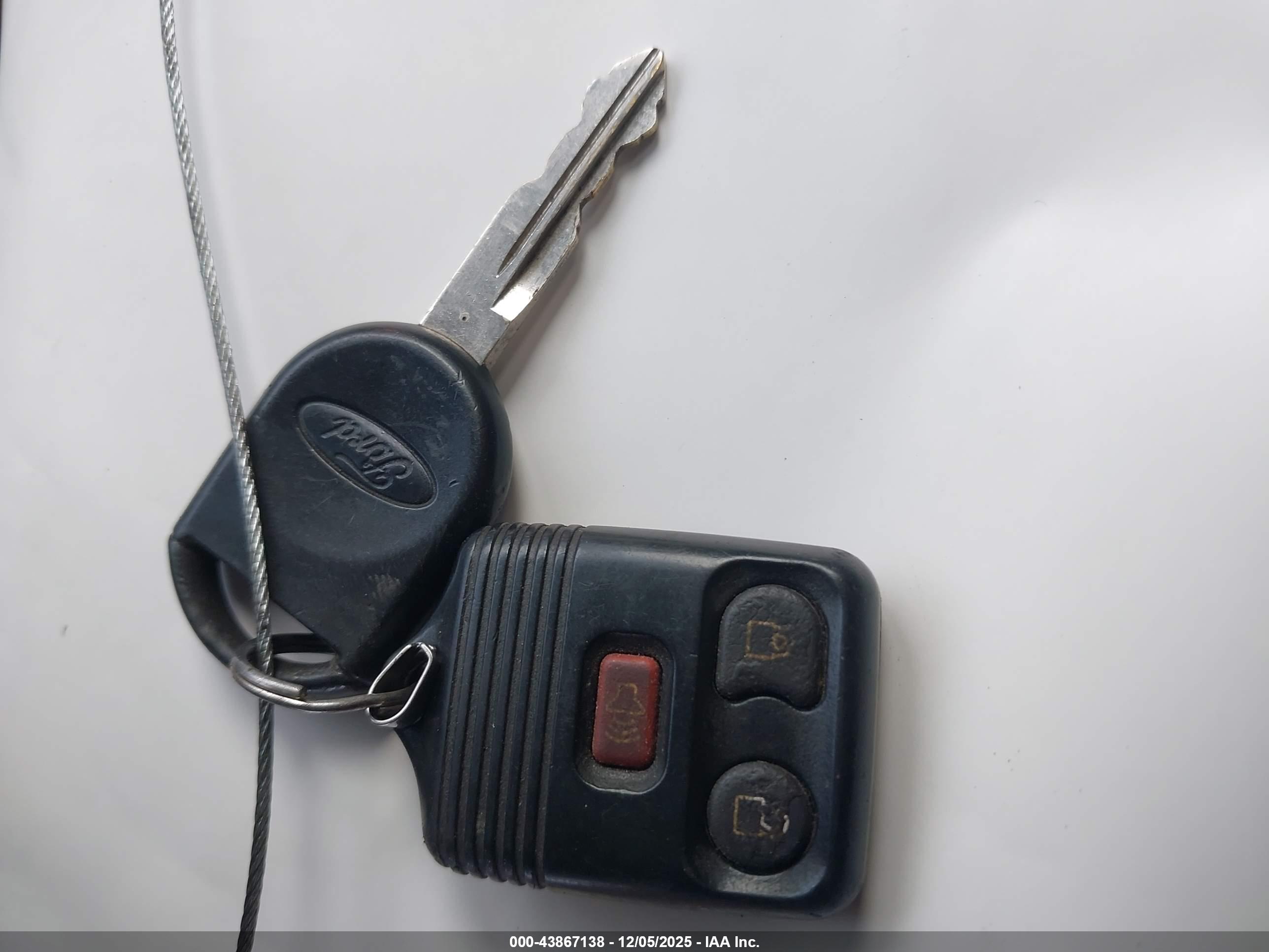 FORD F-150 image 11