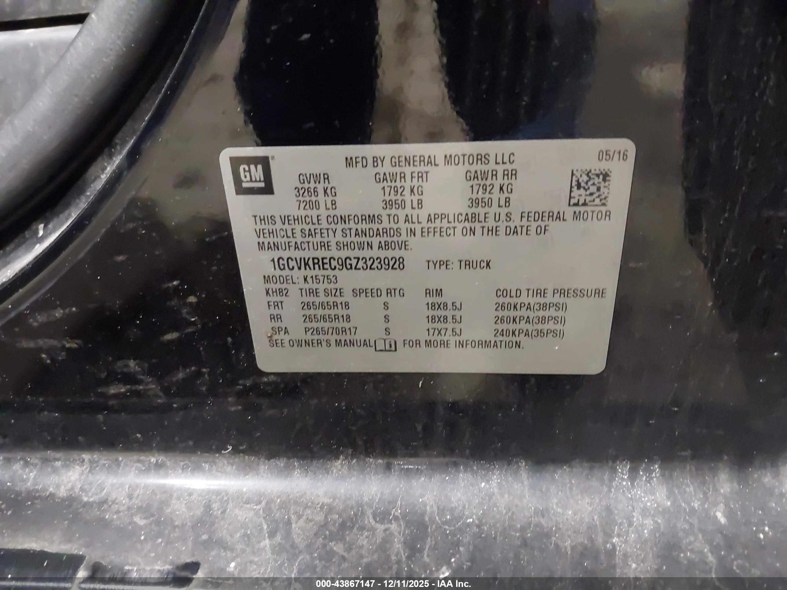 CHEVROLET SILVERADO image 9