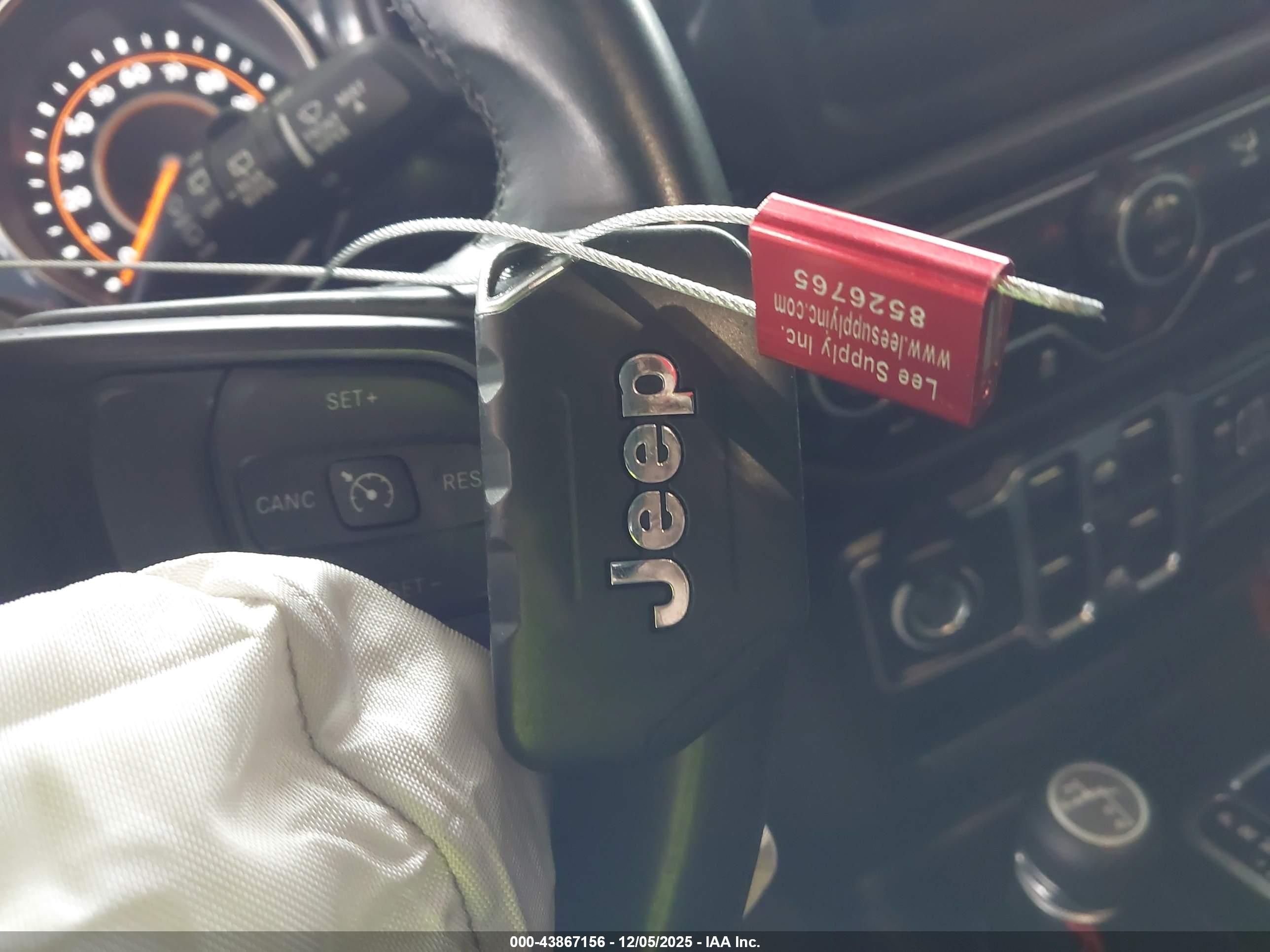 JEEP WRANGLER image 11