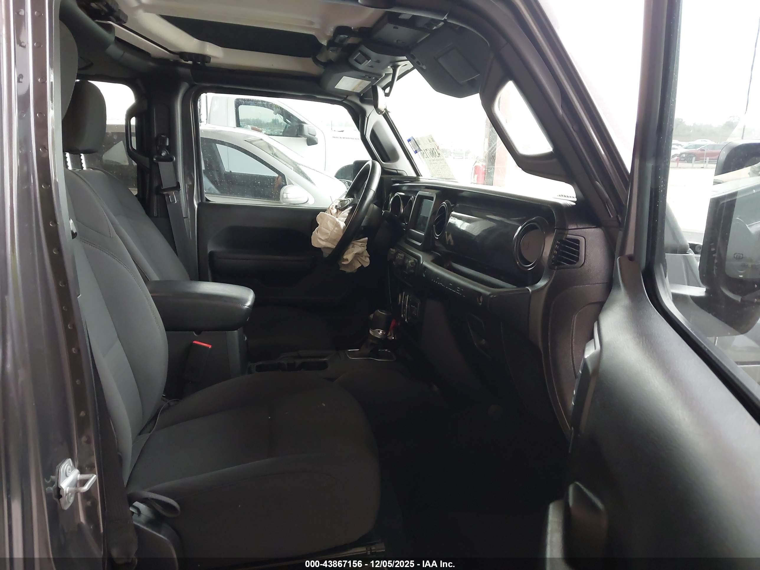 JEEP WRANGLER image 5