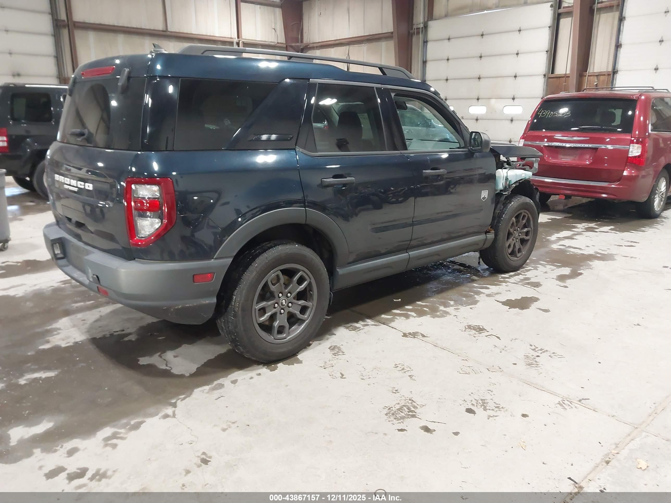 FORD BRONCO image 4