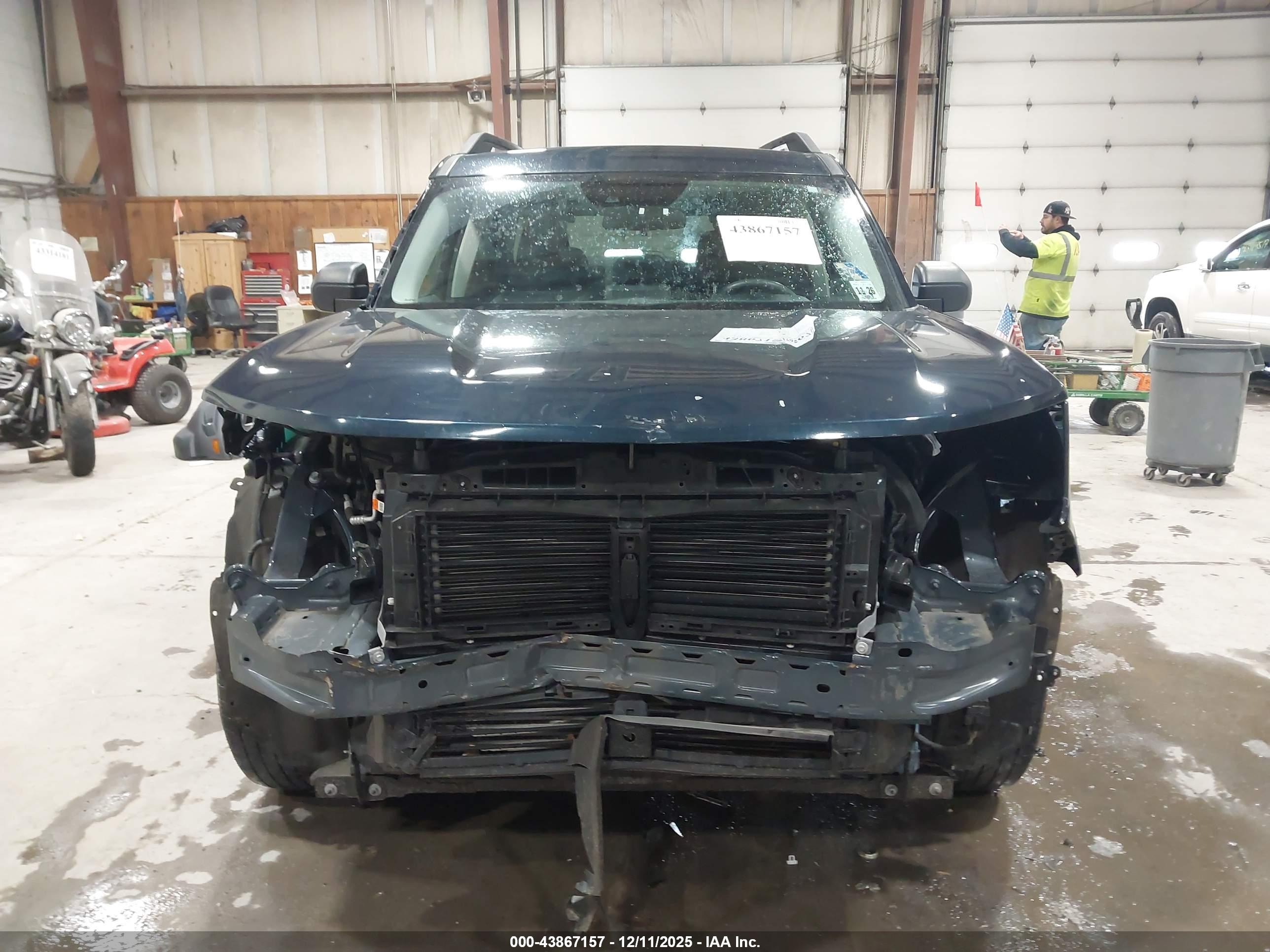 FORD BRONCO image 6