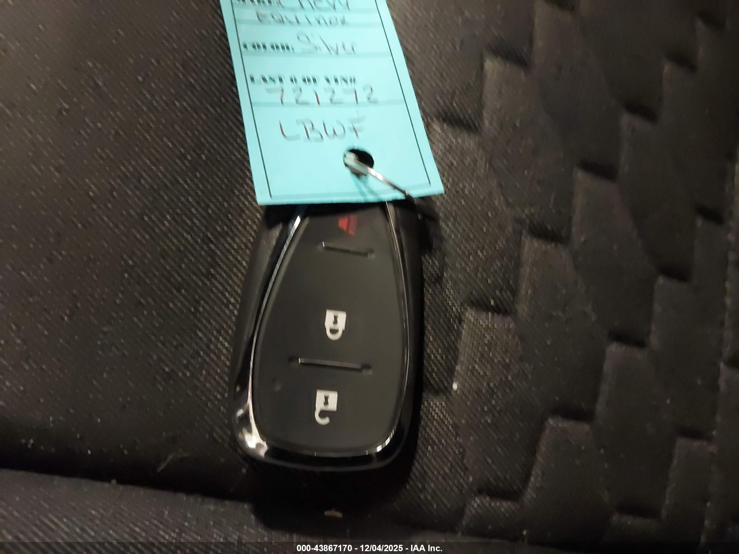 CHEVROLET EQUINOX image 11