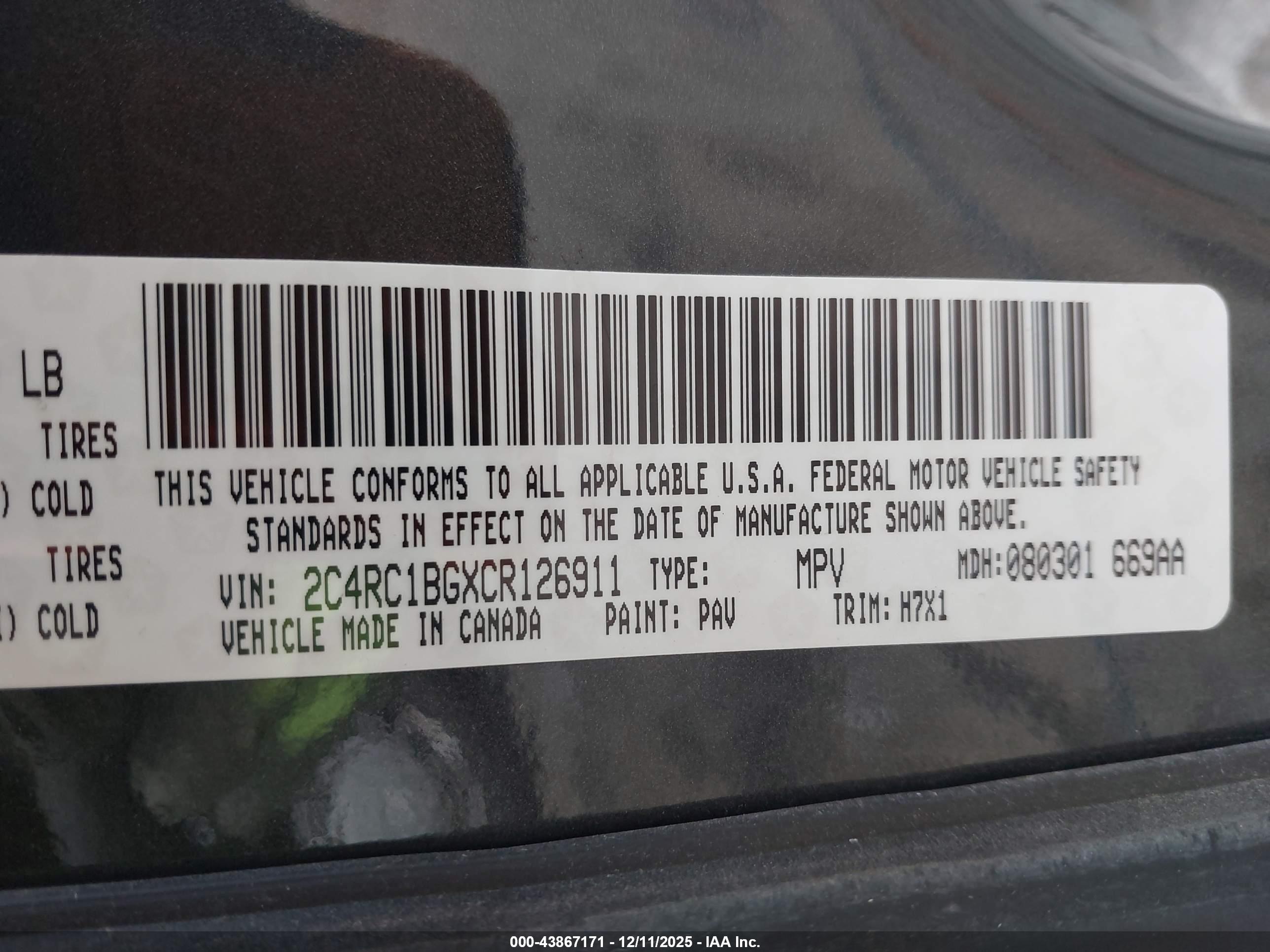 CHRYSLER TOWN image 9
