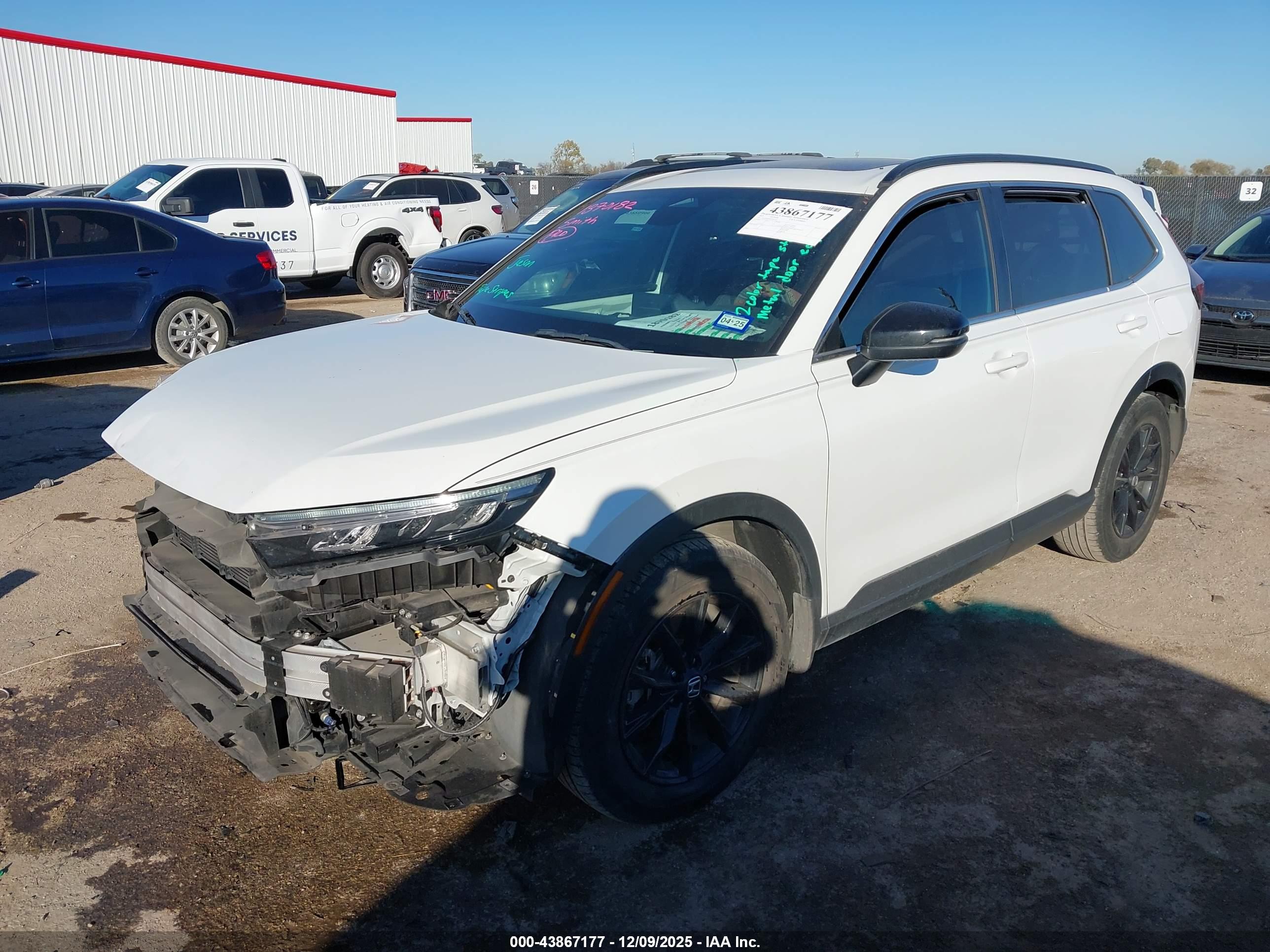 HONDA CR-V image 2