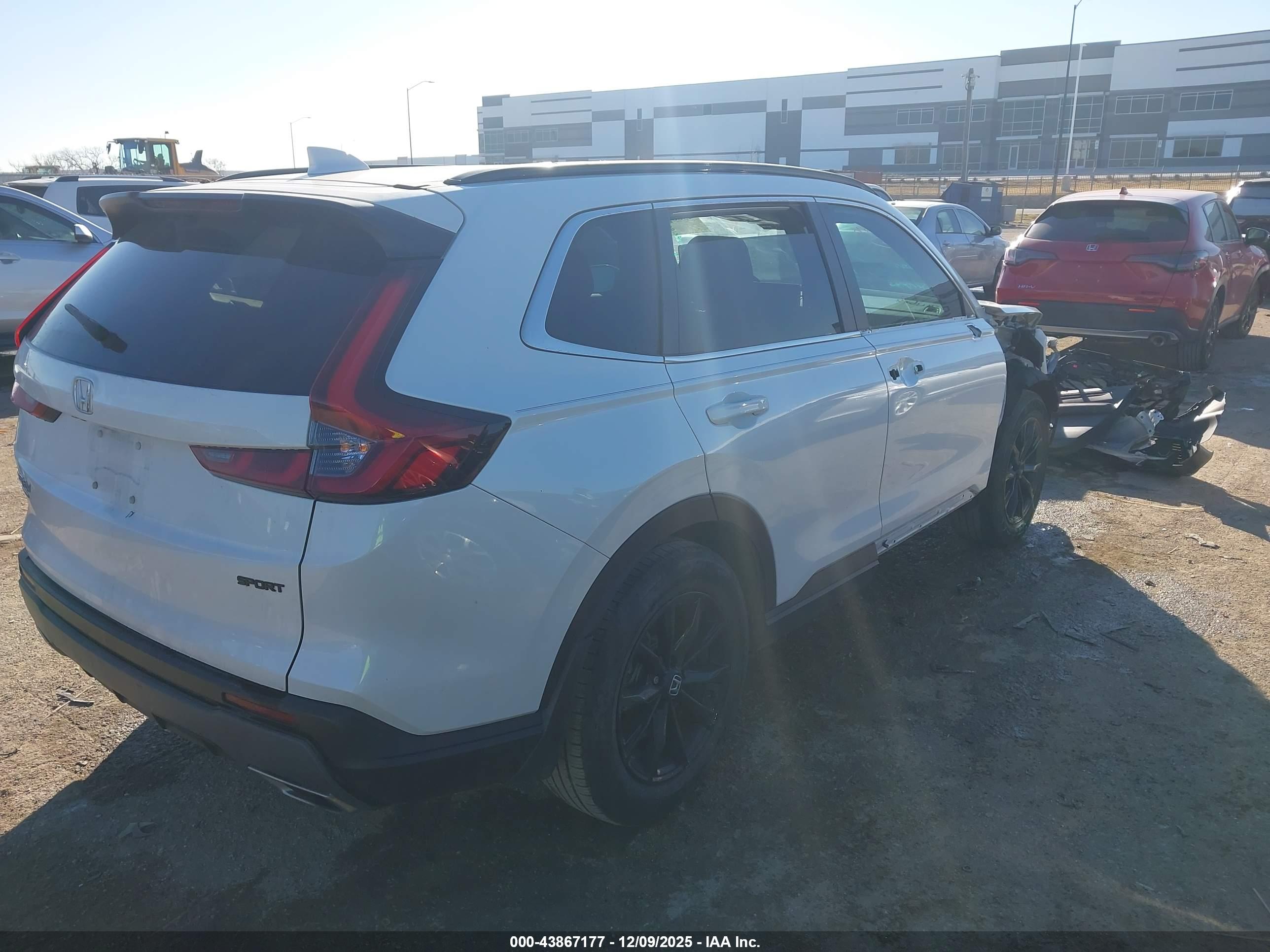 HONDA CR-V image 4