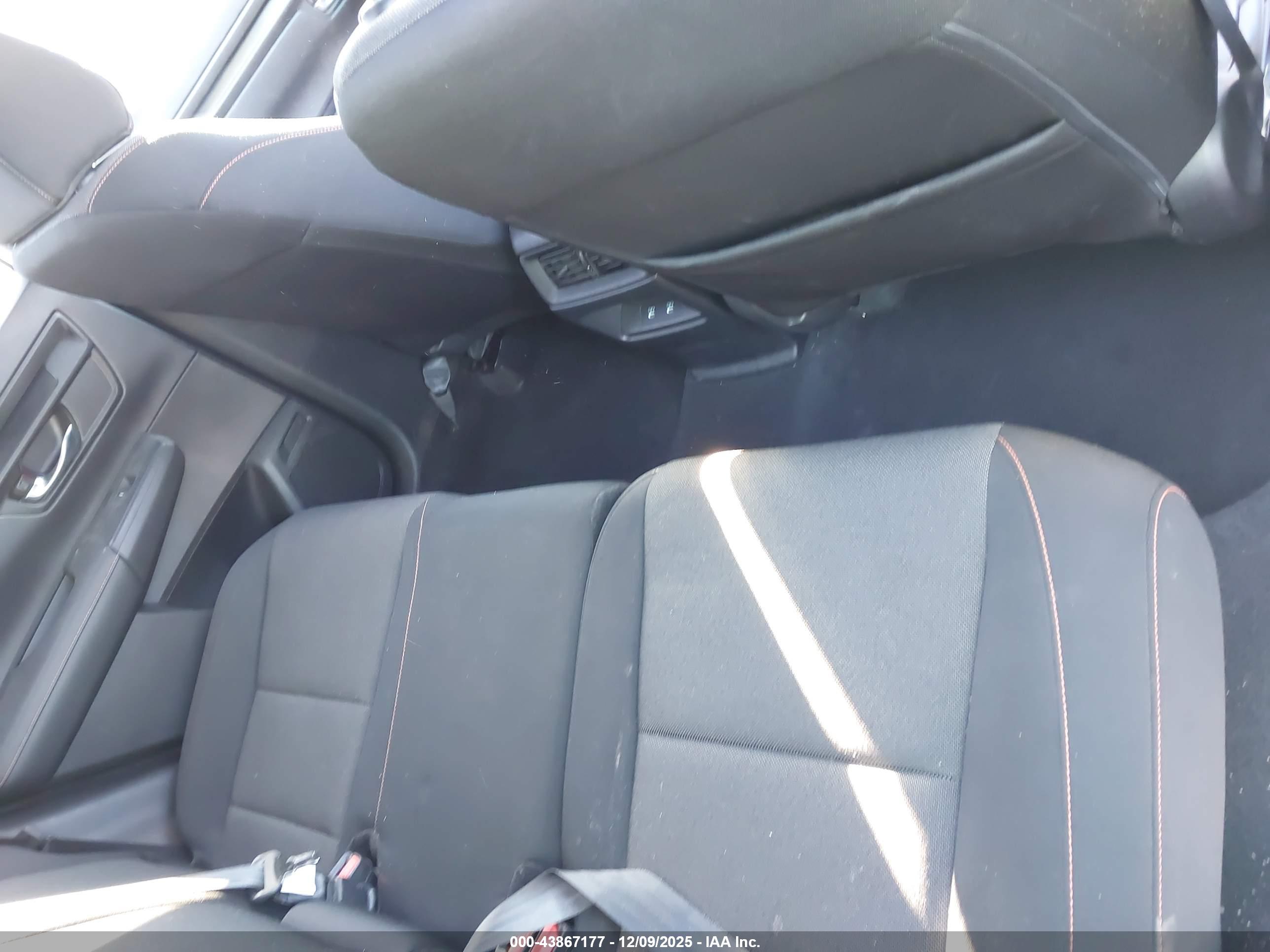 HONDA CR-V image 8