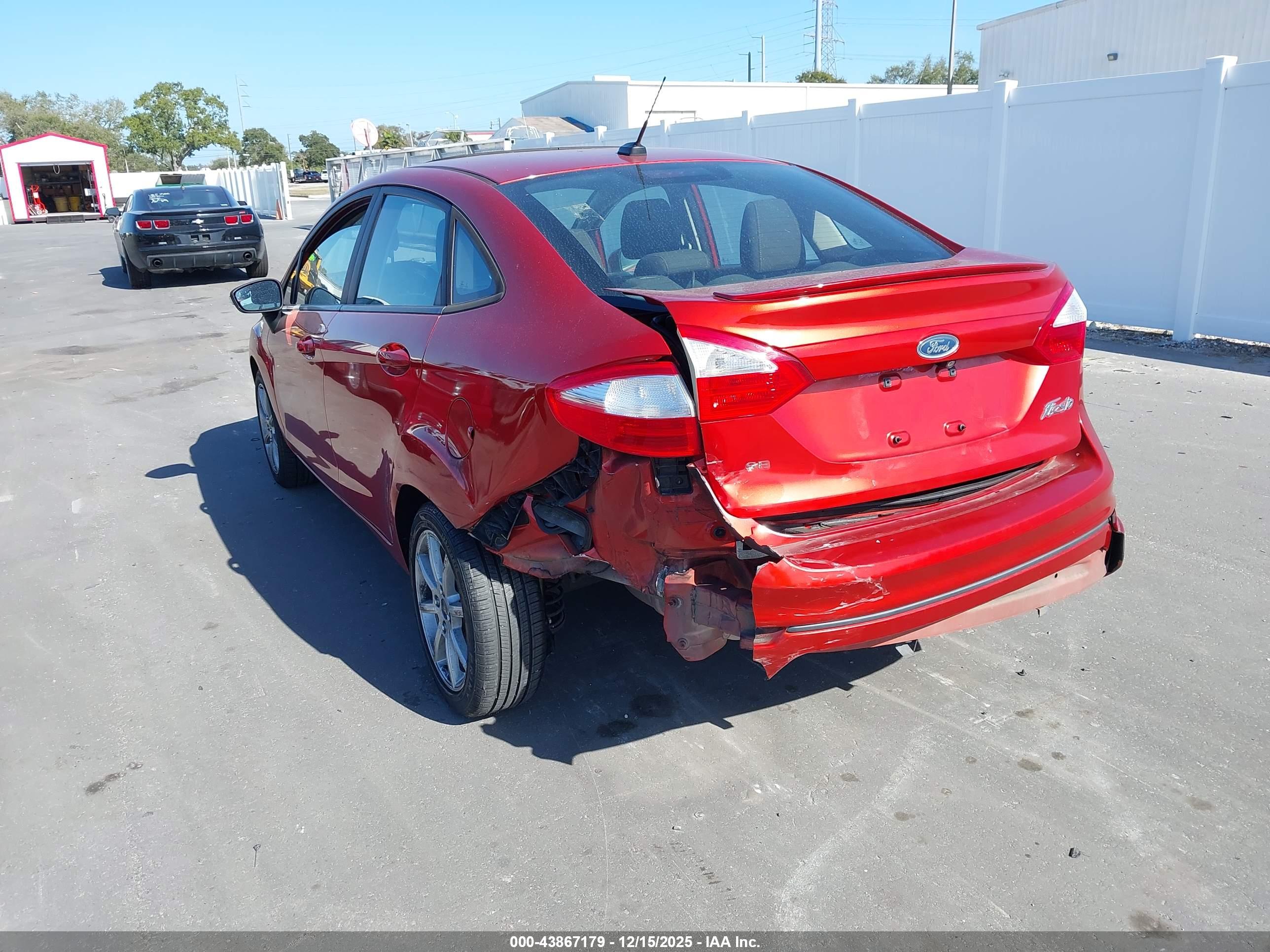 FORD FIESTA image 3