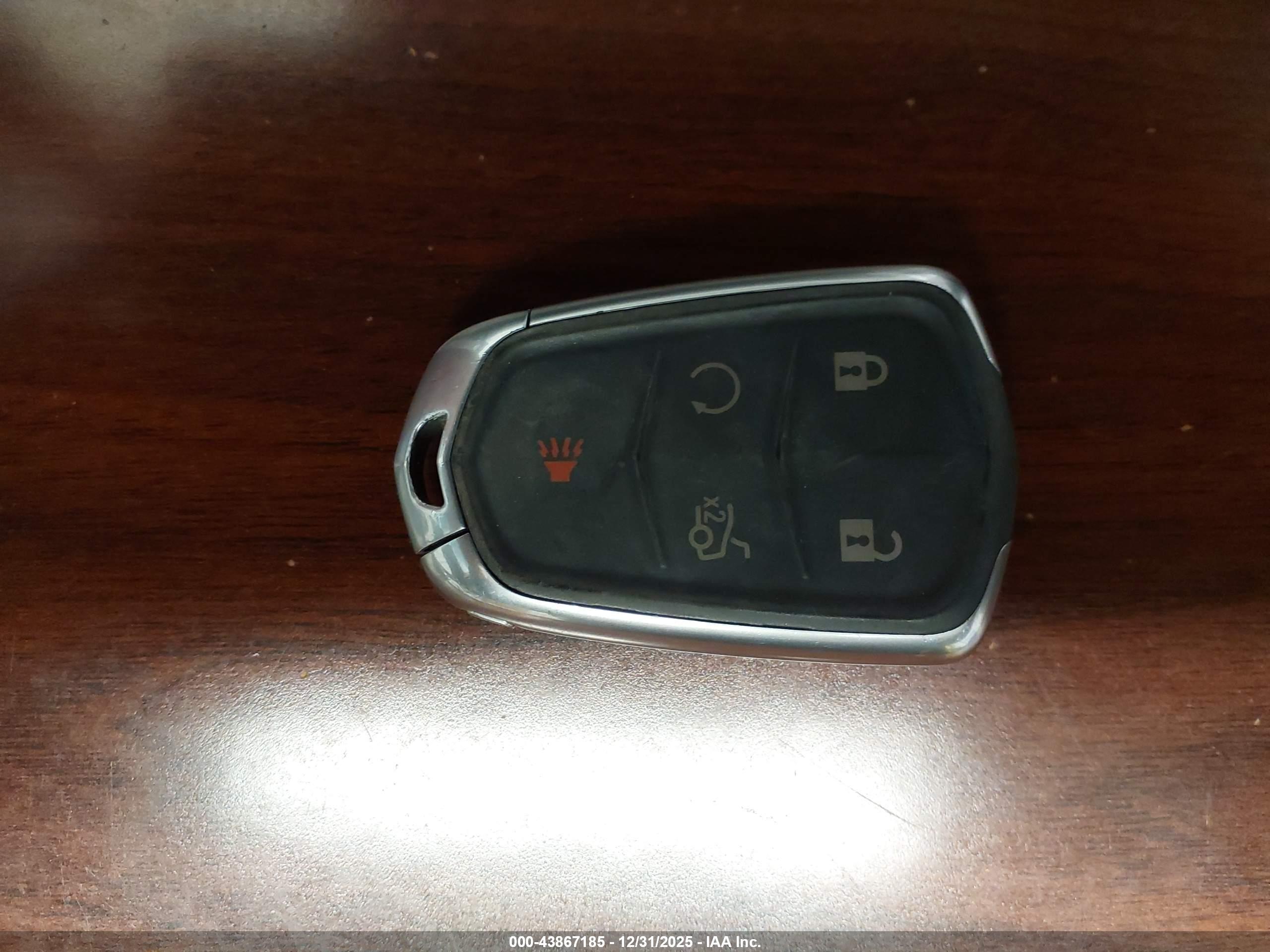 CADILLAC XTS image 11