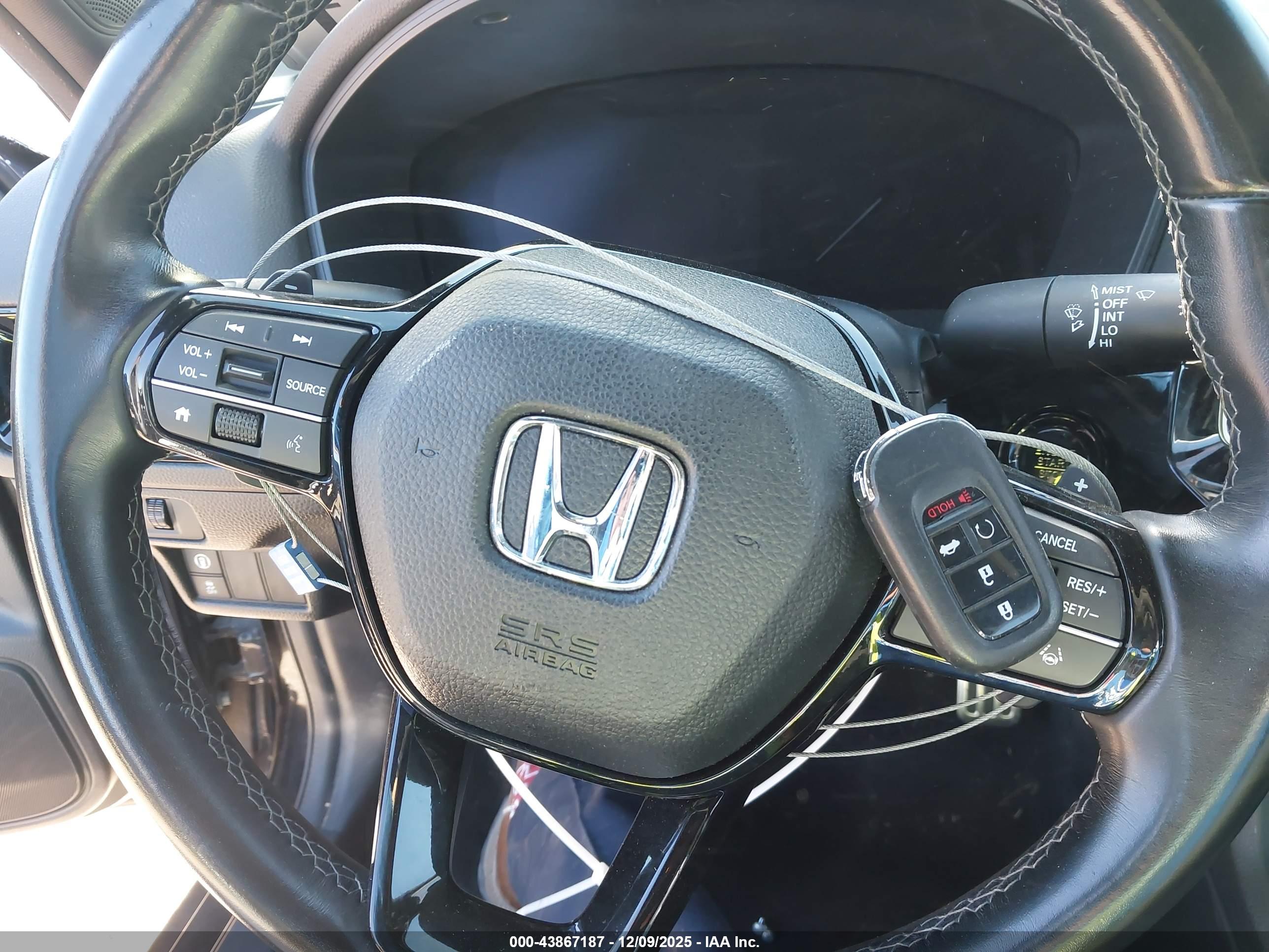 HONDA CIVIC image 11