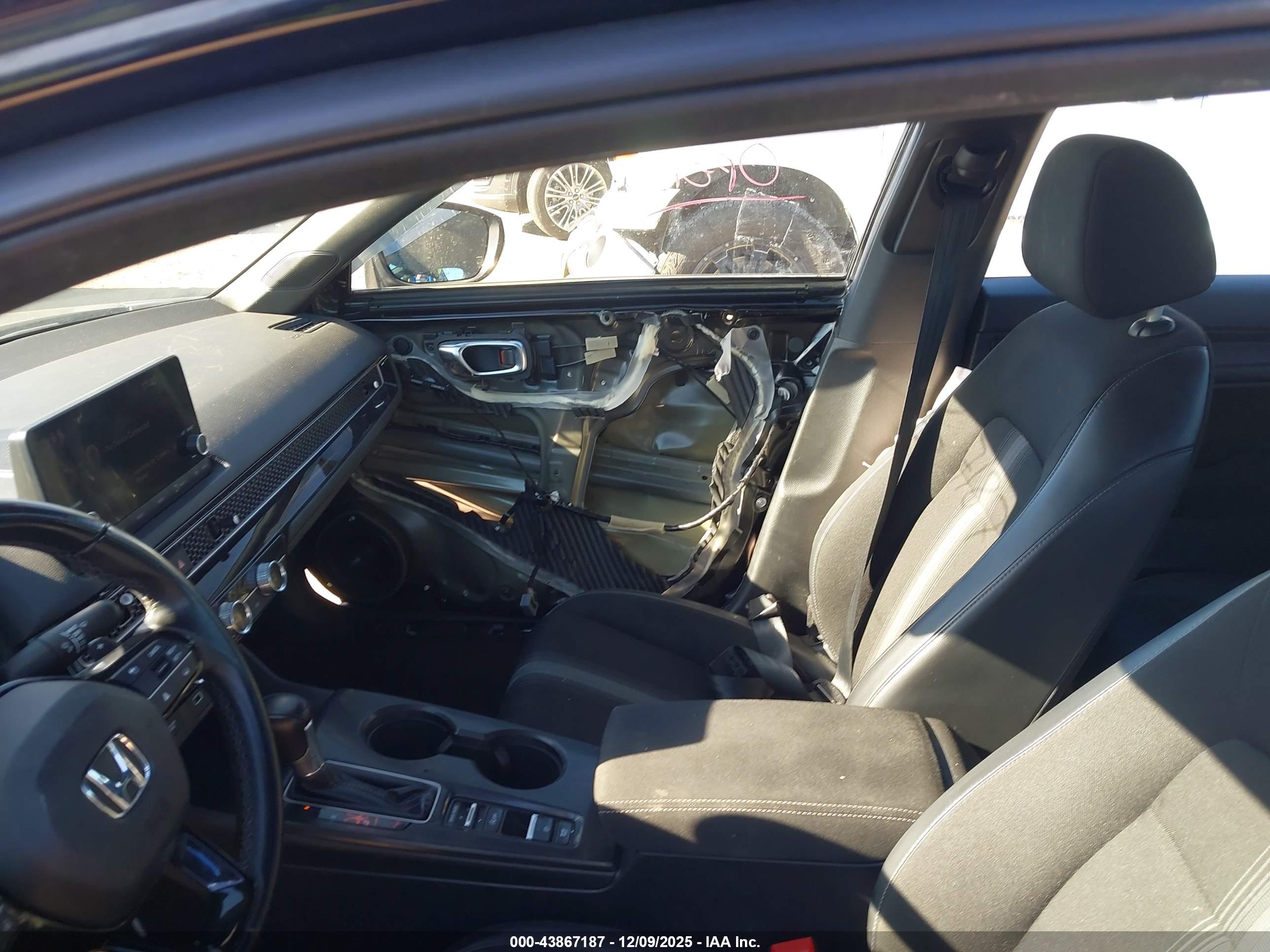 HONDA CIVIC image 5