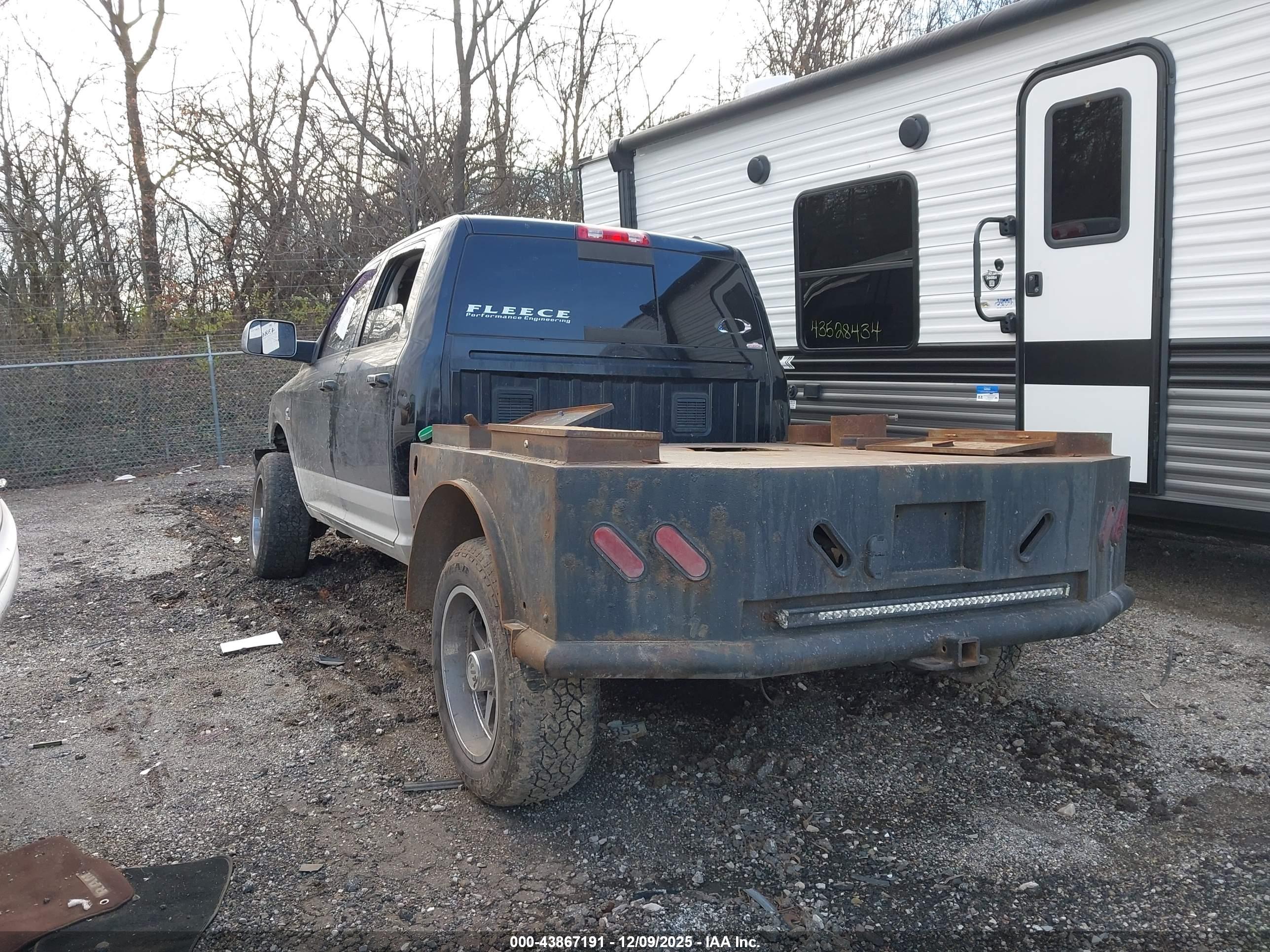 RAM 2500 image 3