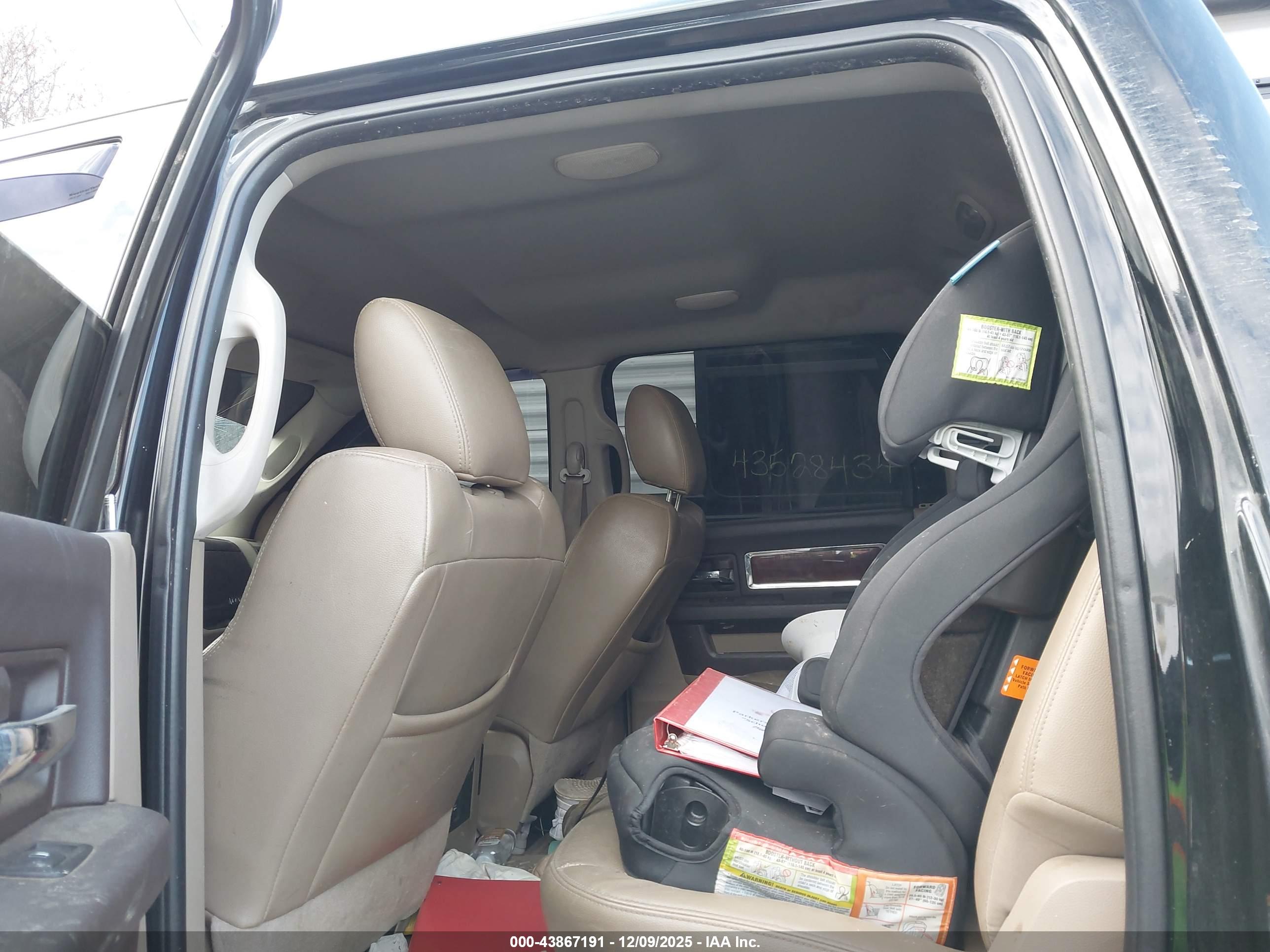 RAM 2500 image 8
