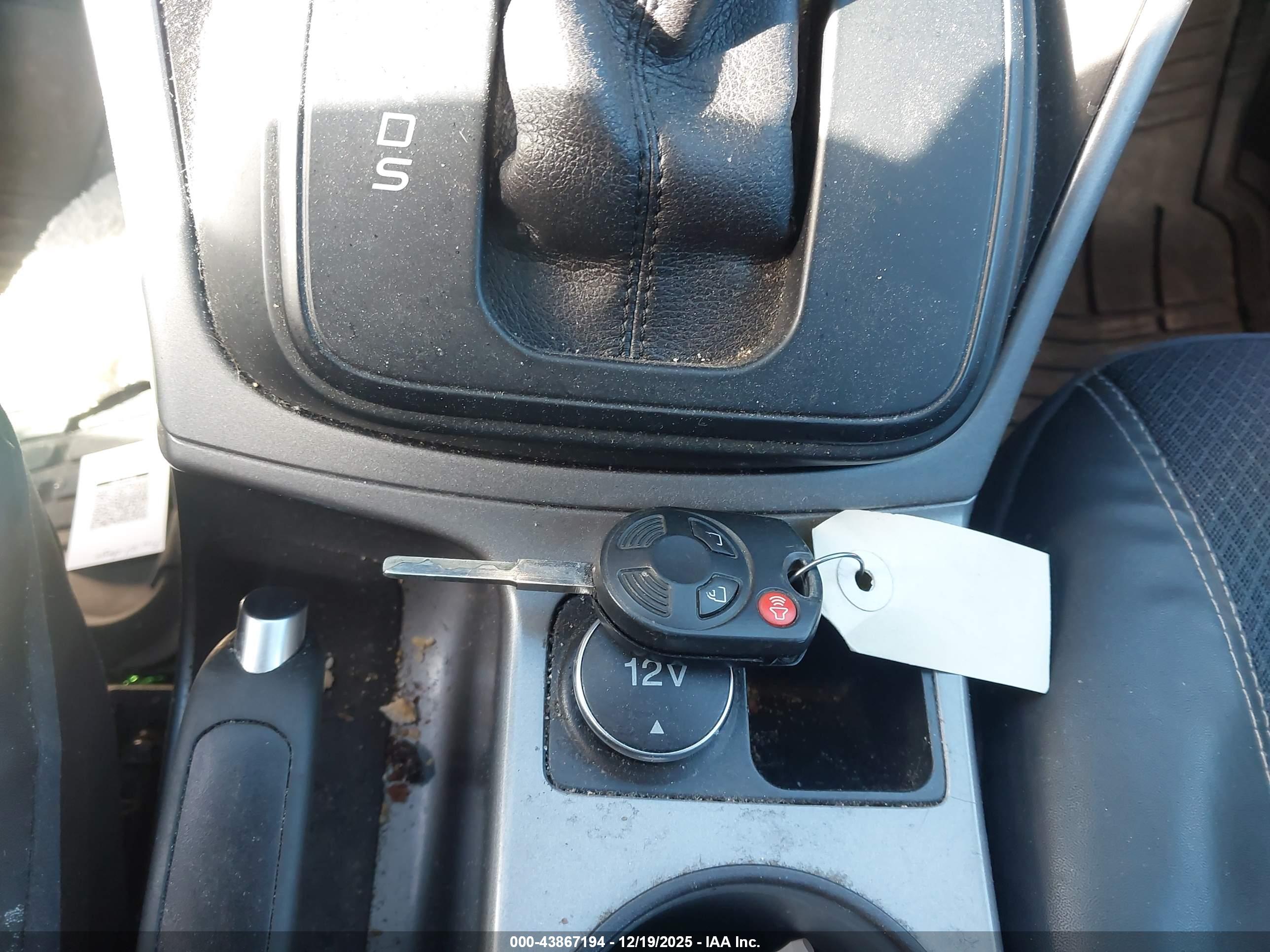 FORD ESCAPE image 11