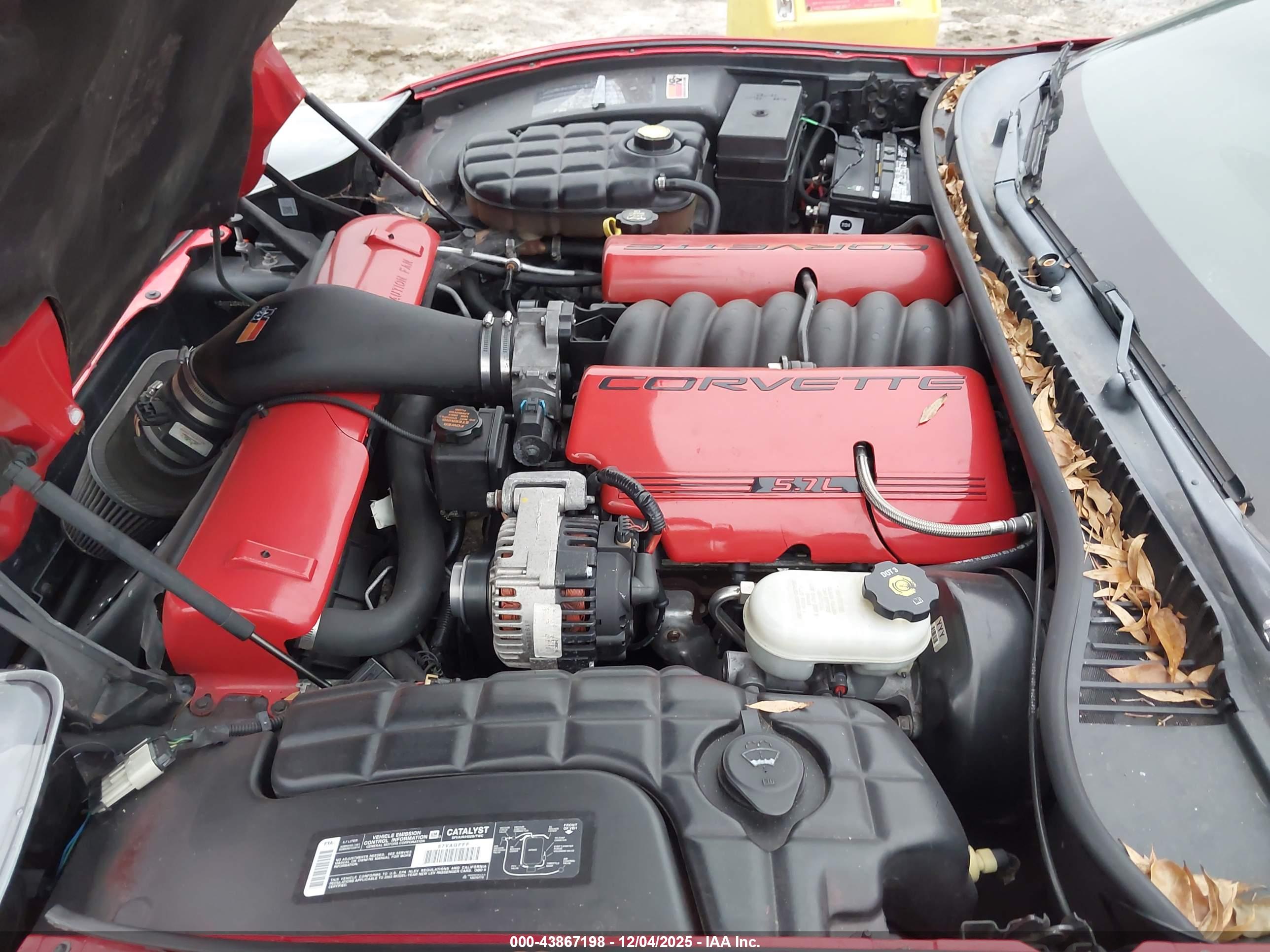 CHEVROLET CORVETTE image 10