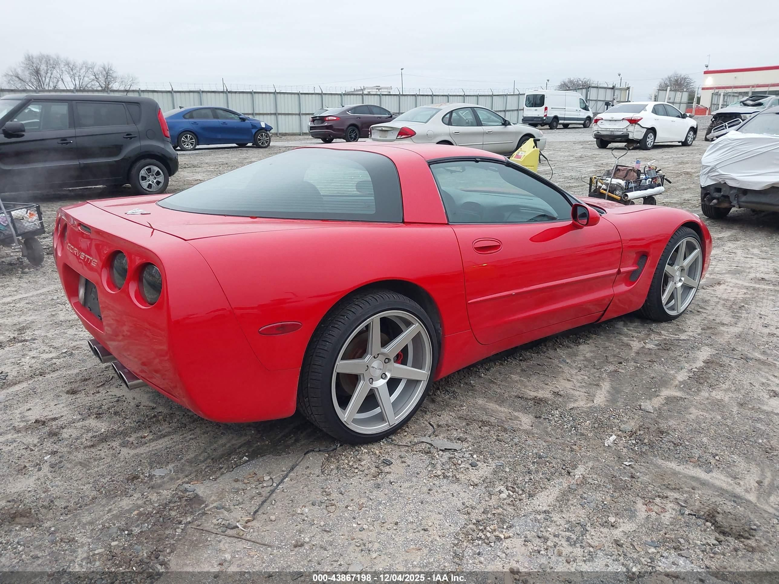 CHEVROLET CORVETTE image 4