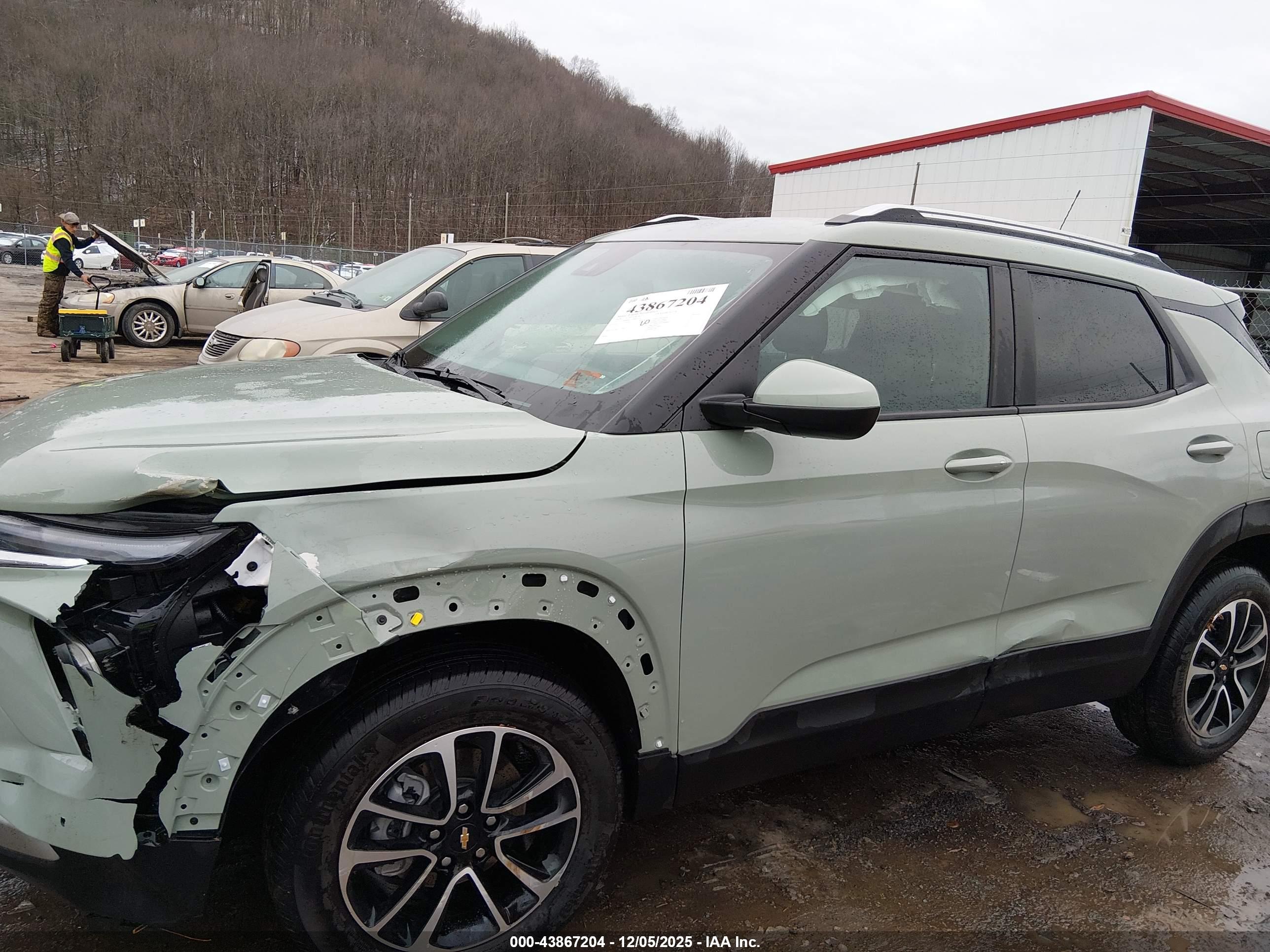CHEVROLET TRAILBLAZER image 6