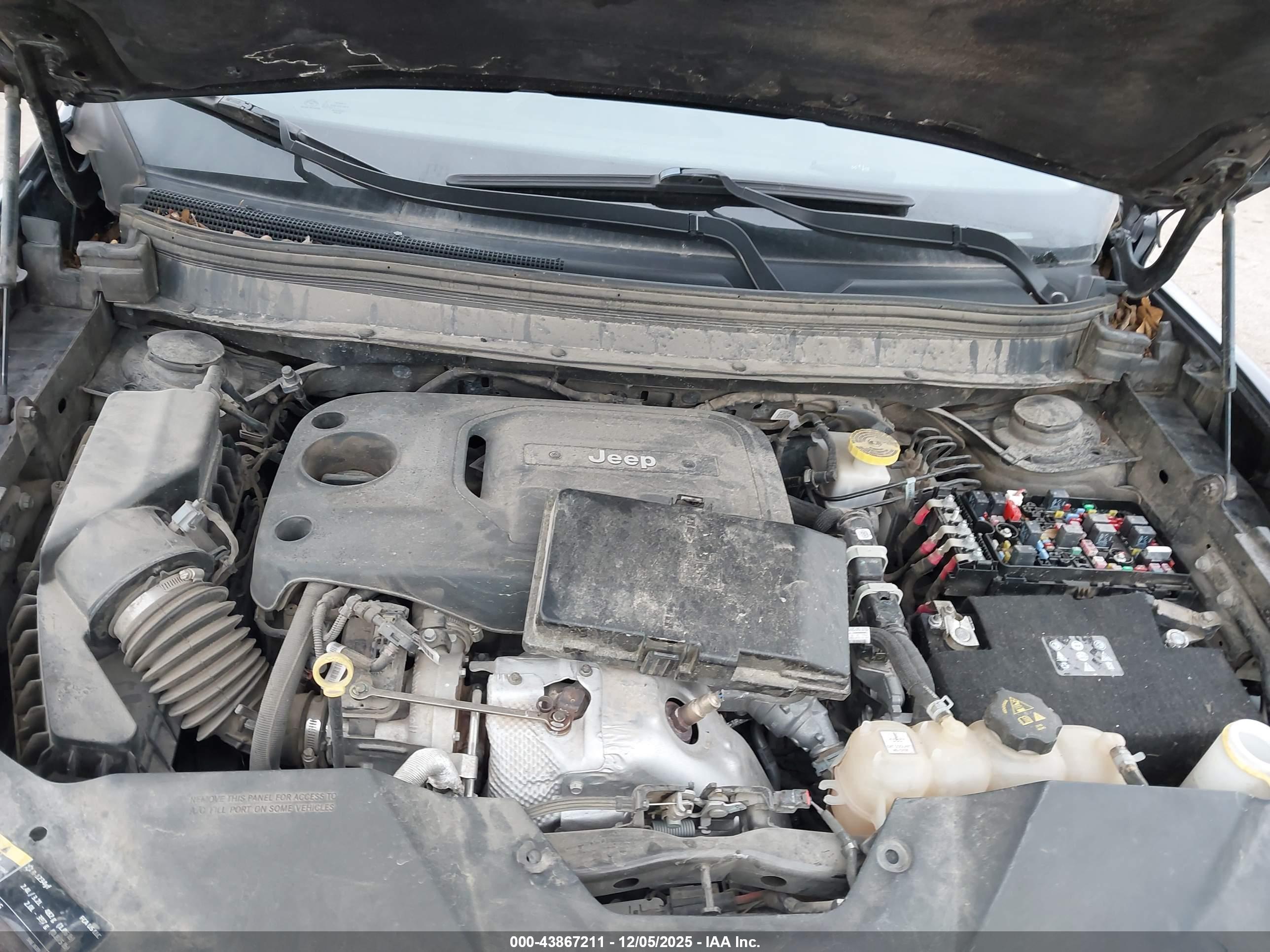 JEEP CHEROKEE image 10