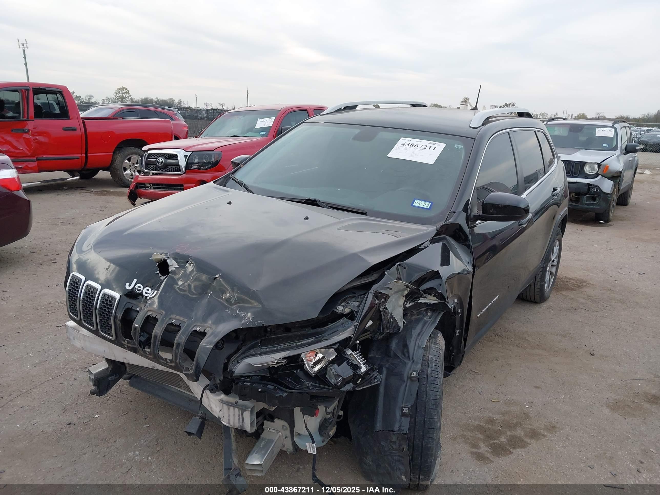 JEEP CHEROKEE image 2