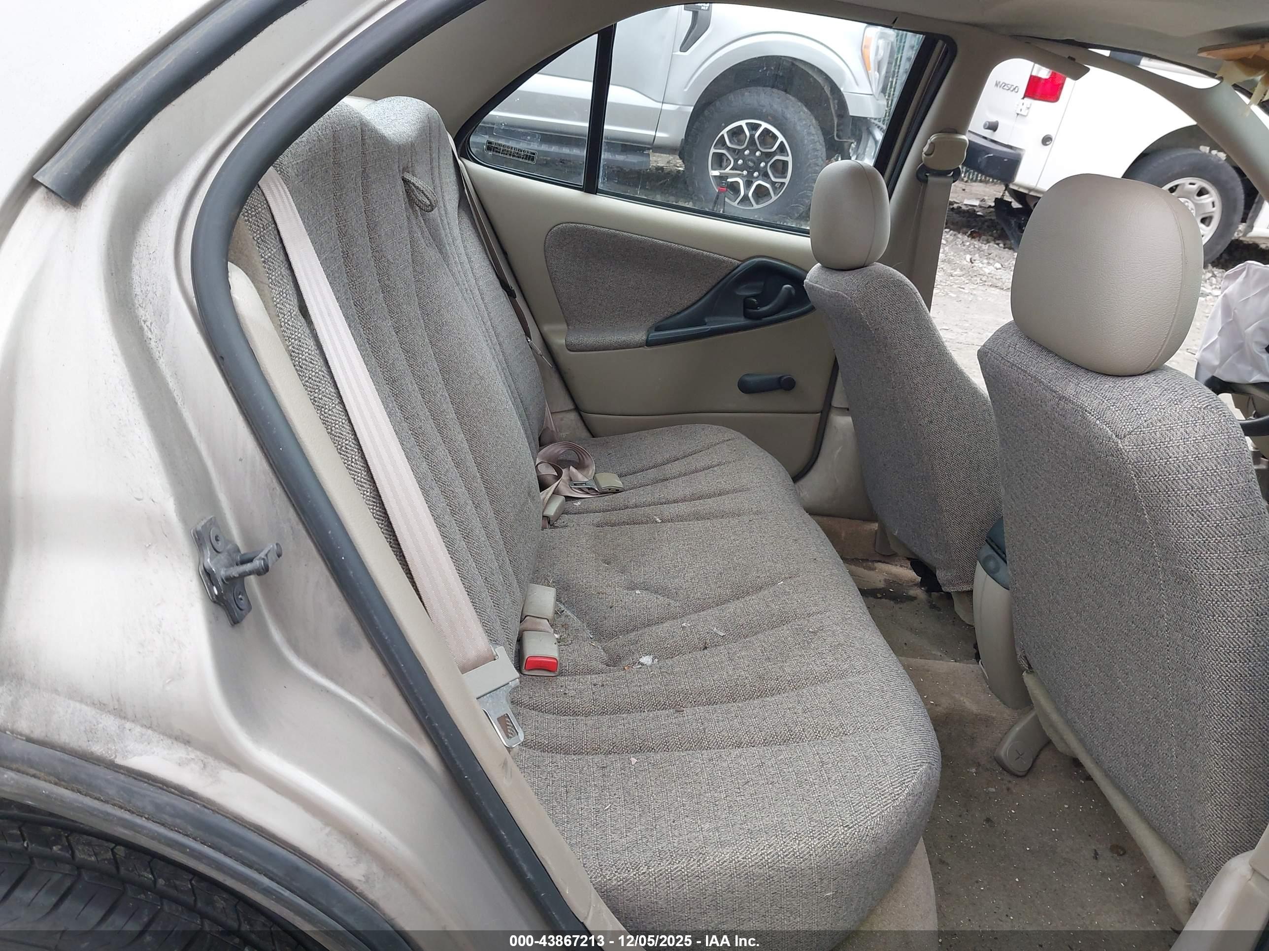 CHEVROLET CAVALIER image 8