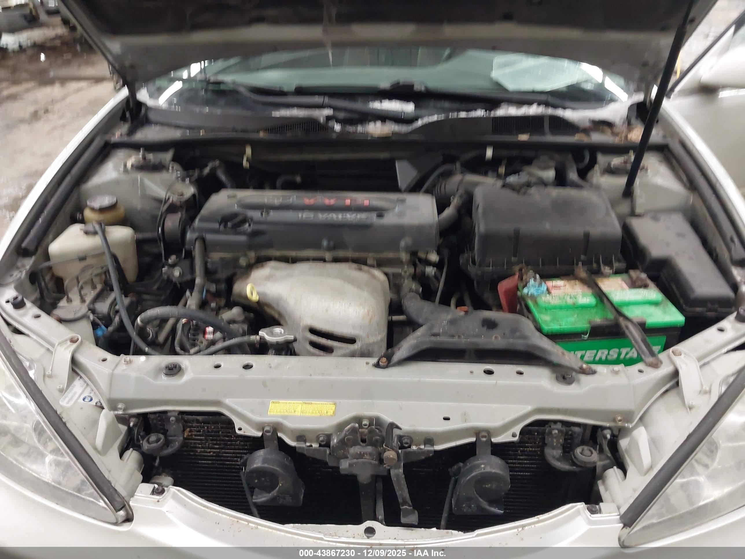 TOYOTA CAMRY image 10