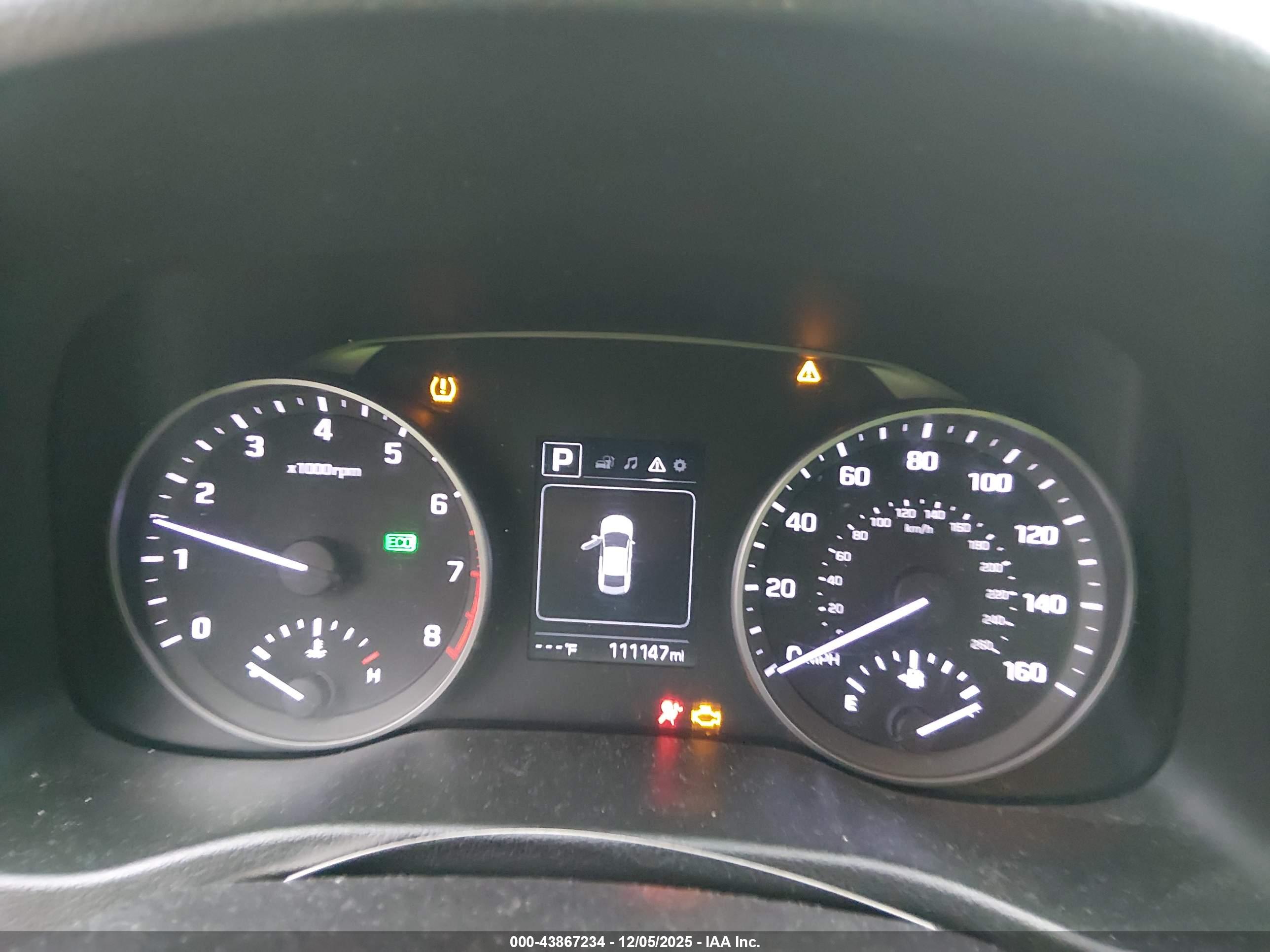 HYUNDAI ELANTRA image 7
