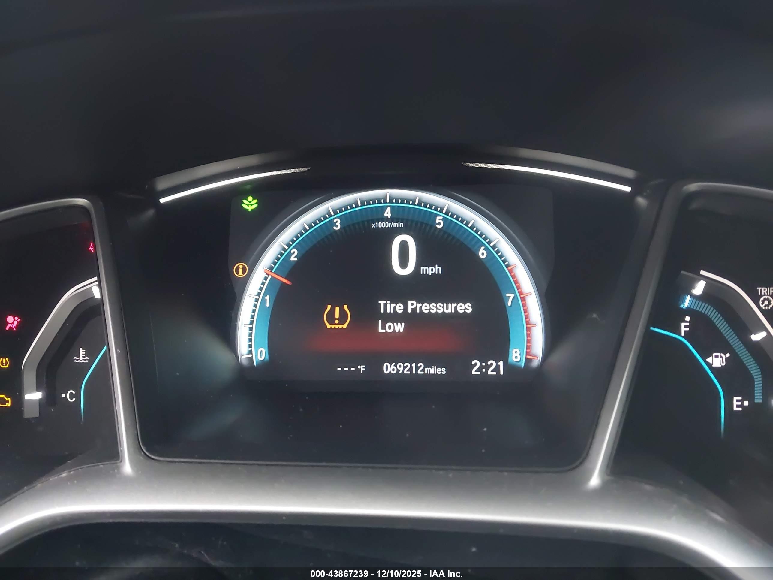 HONDA CIVIC image 7