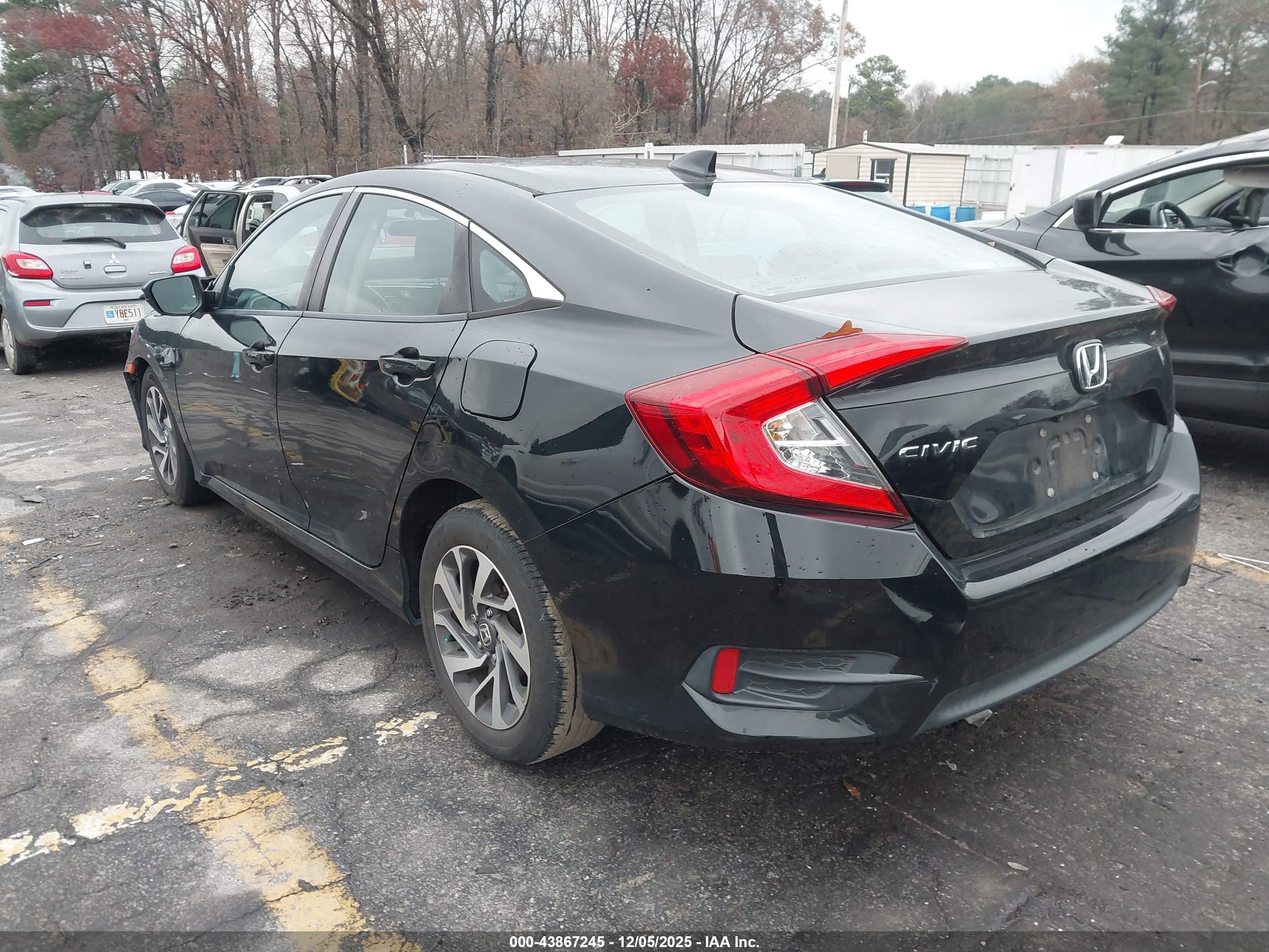HONDA CIVIC image 3